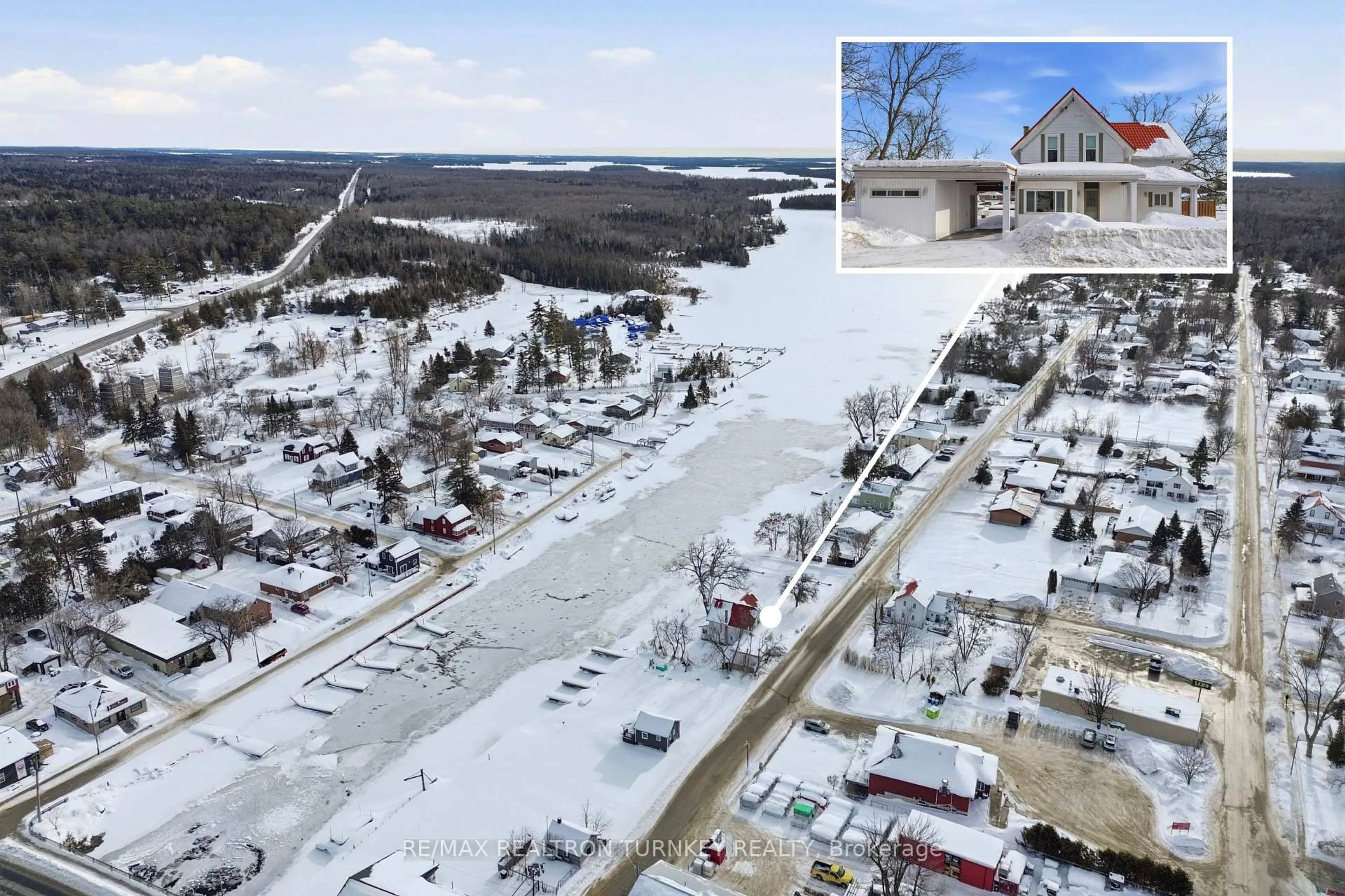 A pic from outside/outdoor area/front of a property/back of a property/a pic from drone, water/lake/river/ocean view for 15 North Water St, Kawartha Lakes Ontario K0M 1K0