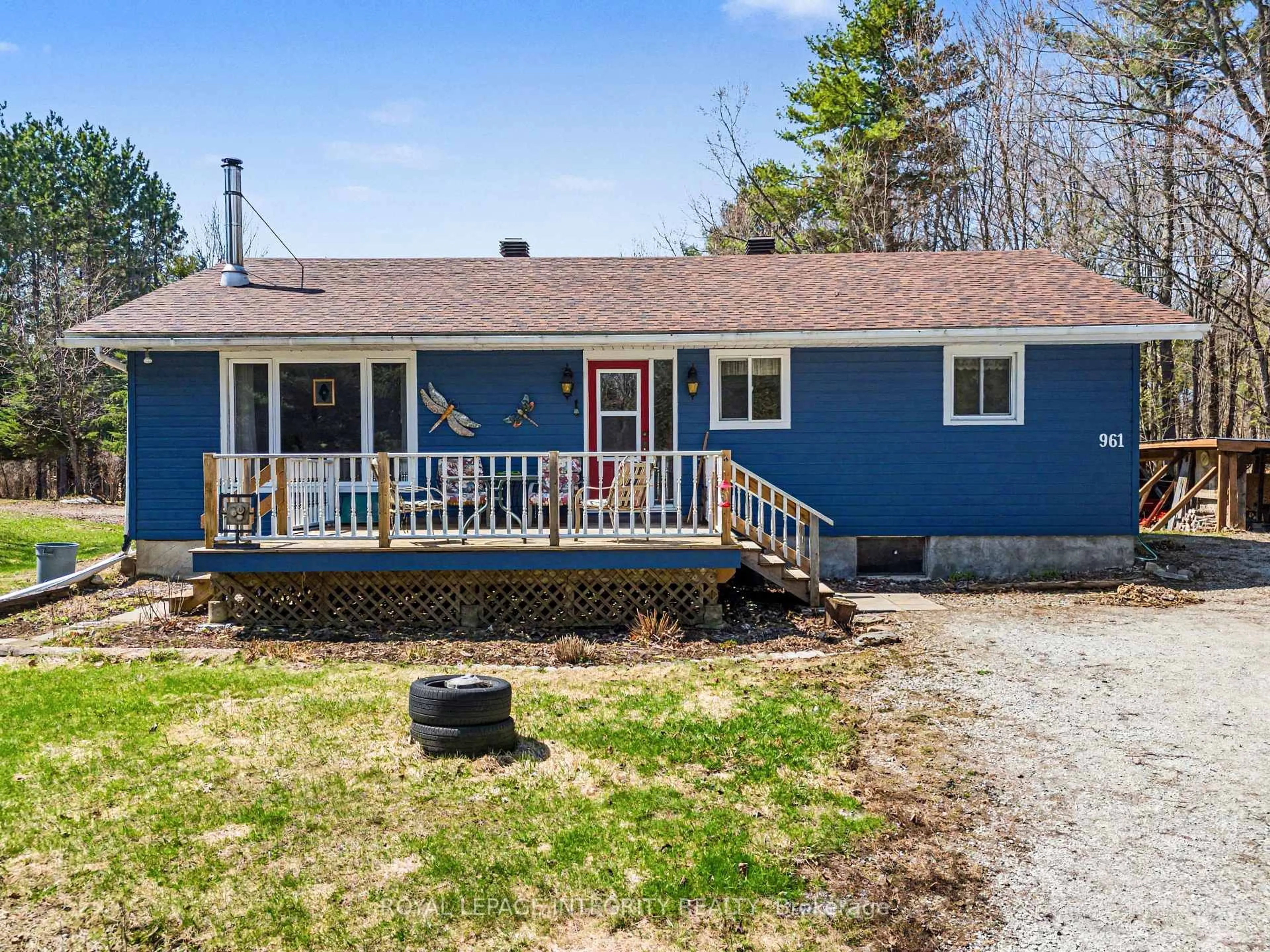 A pic from outside/outdoor area/front of a property/back of a property/a pic from drone, unknown for 961 11th Concession Rd, Mcdonalds Corners Ontario K0G 1M0