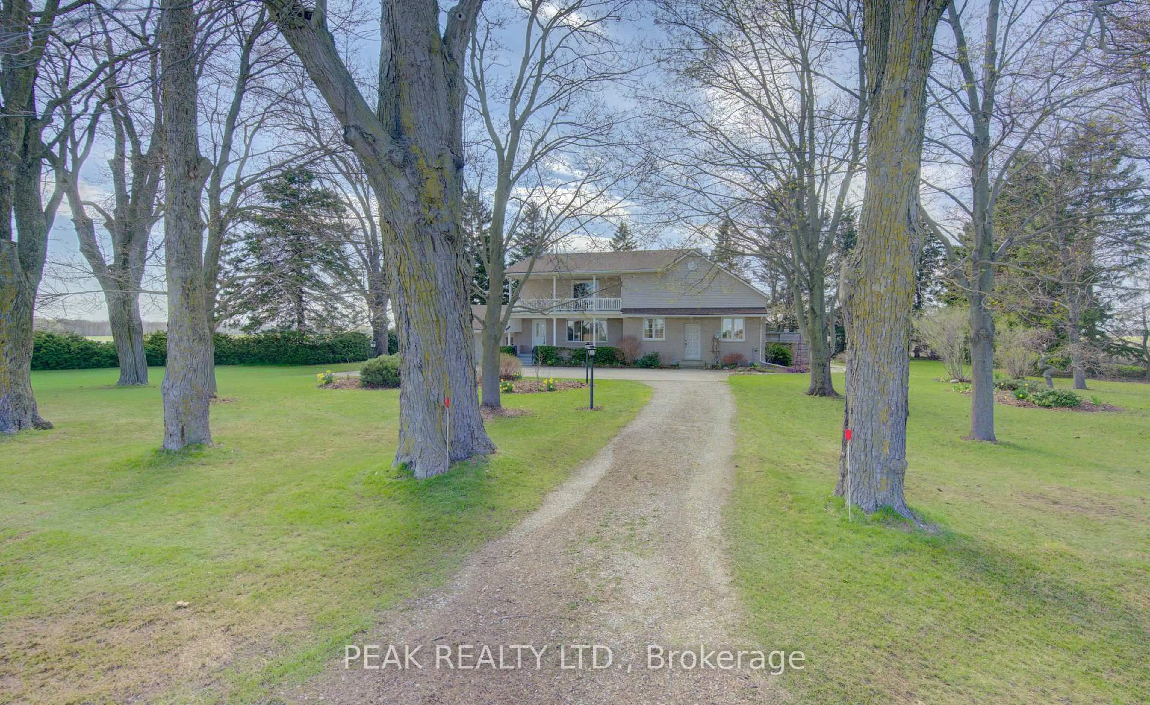 A pic from outside/outdoor area/front of a property/back of a property/a pic from drone, unknown for 3498 Rd 109, Perth East Ontario N0B 2R0