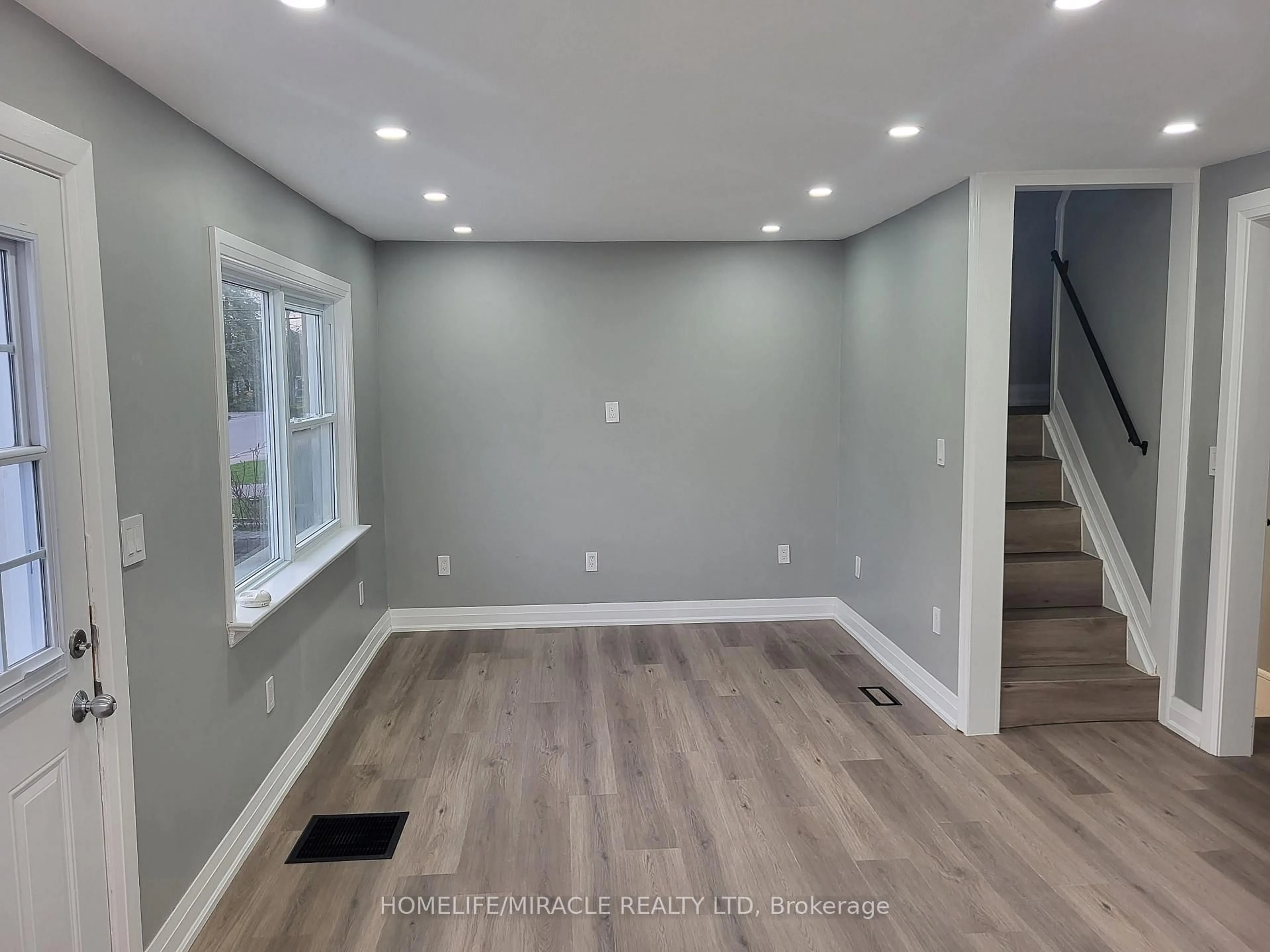 A pic of a room for 254 Margaret St, Cobourg Ontario K9A 2Z7