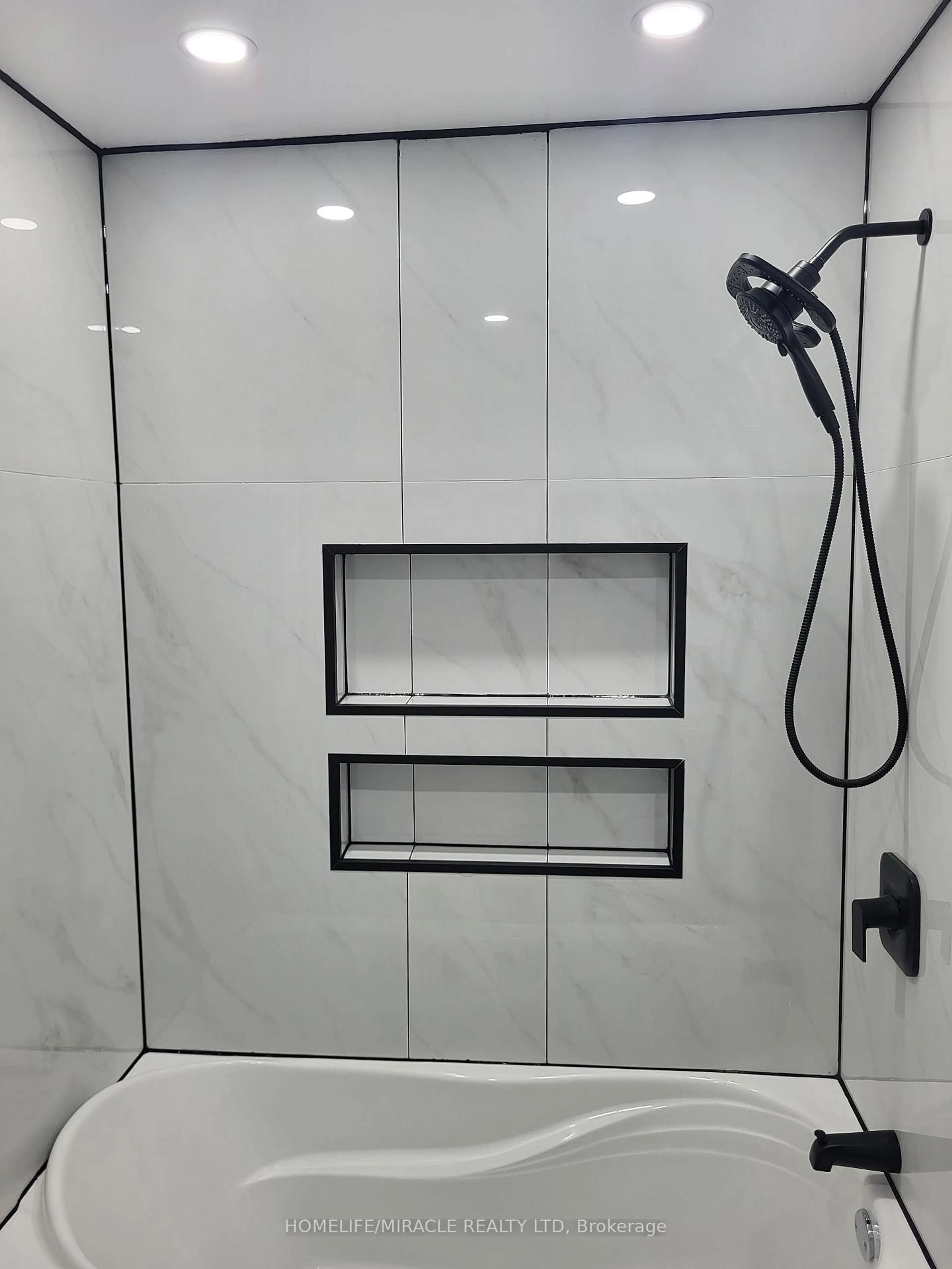 Contemporary bathroom, ceramic/tile floor for 254 Margaret St, Cobourg Ontario K9A 2Z7