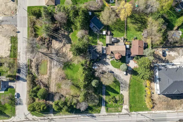 610 Commissioners Rd, London South 5
