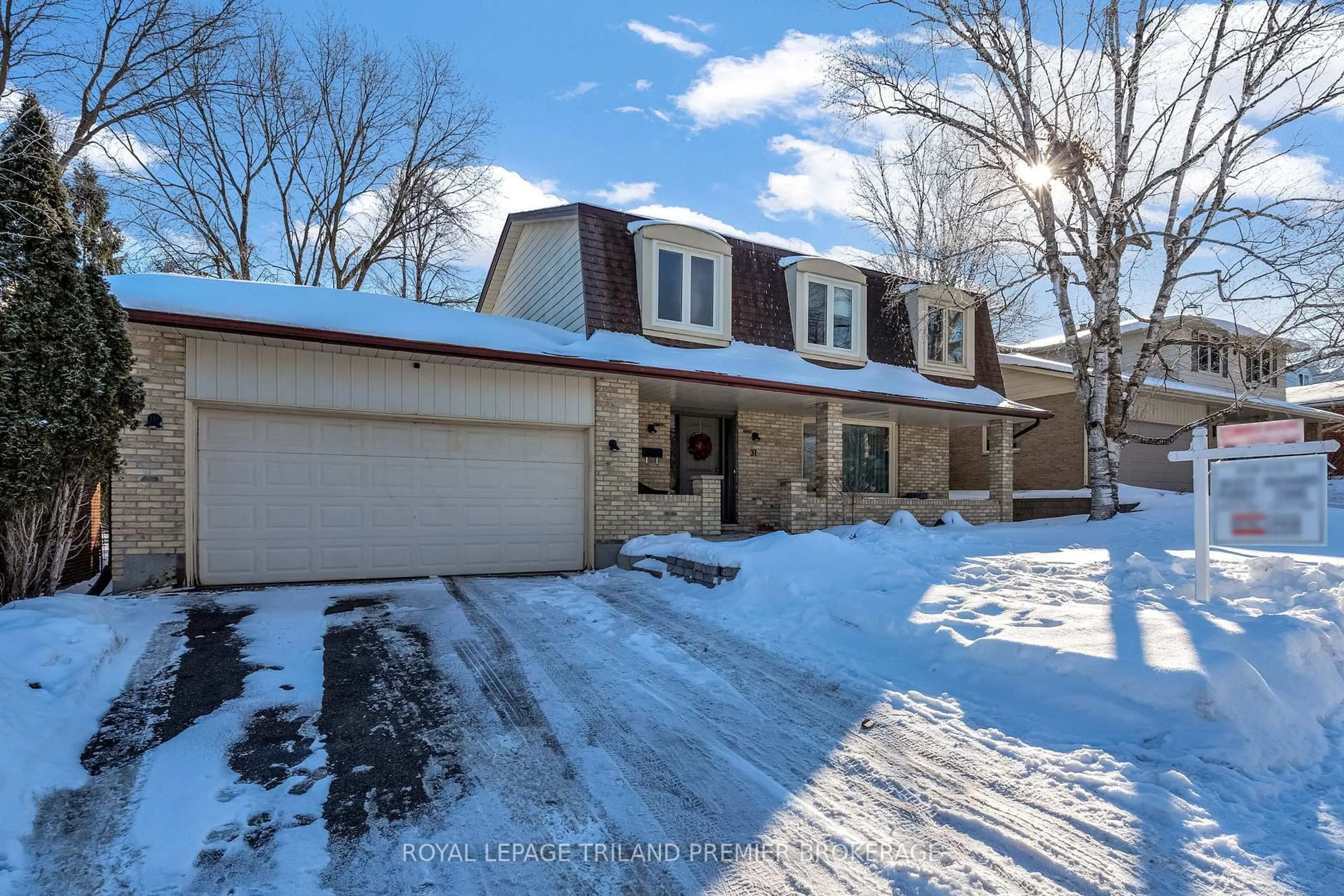 Unknown for 31 Foxcroft Cres, London South Ontario N6K 3A3
