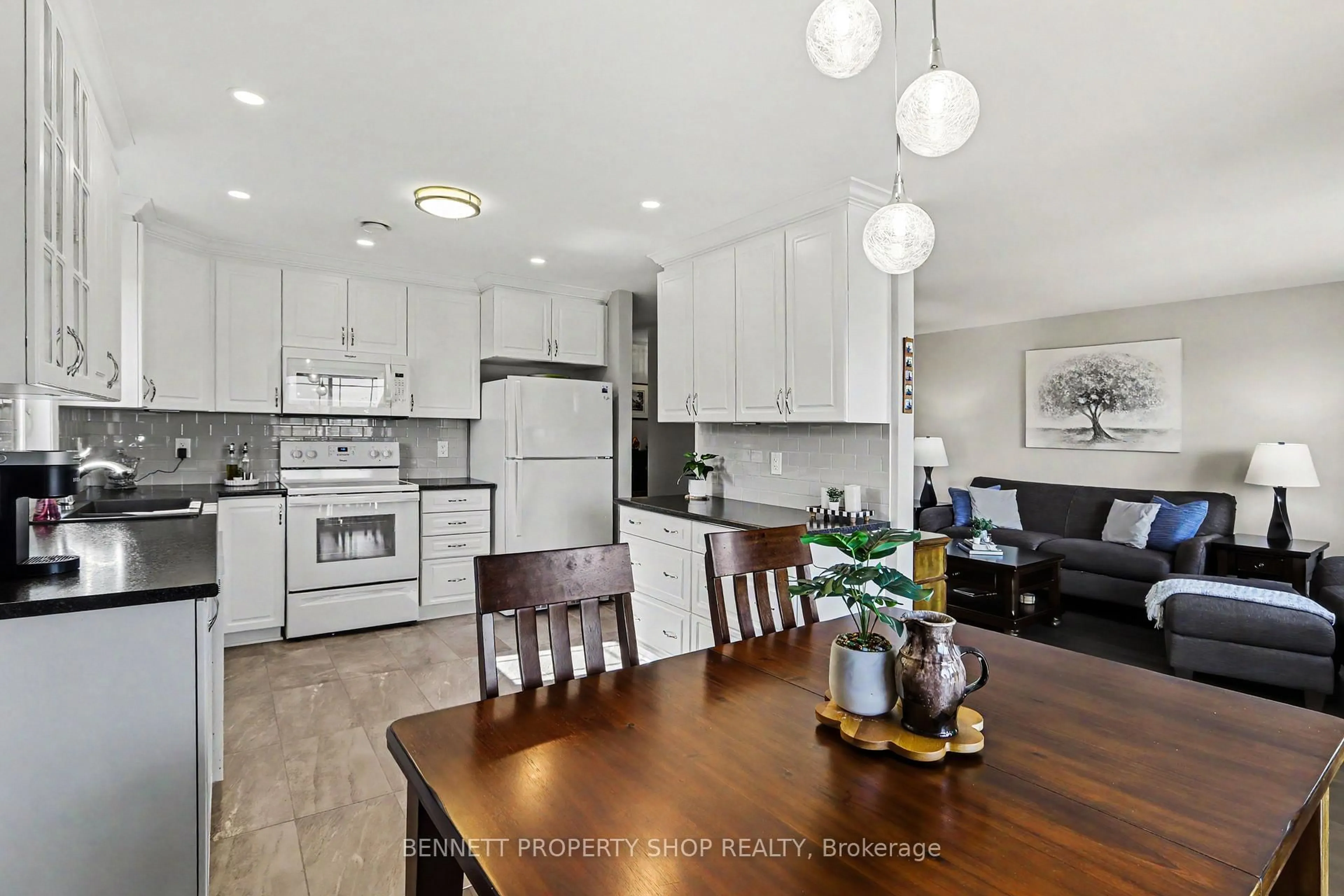 Open concept kitchen, unknown for 340 Tribeca Private #13, Ottawa Ontario K2J 6B4