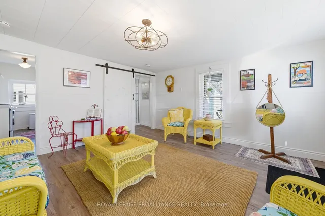 392 Picton Main St, Prince Edward County 3