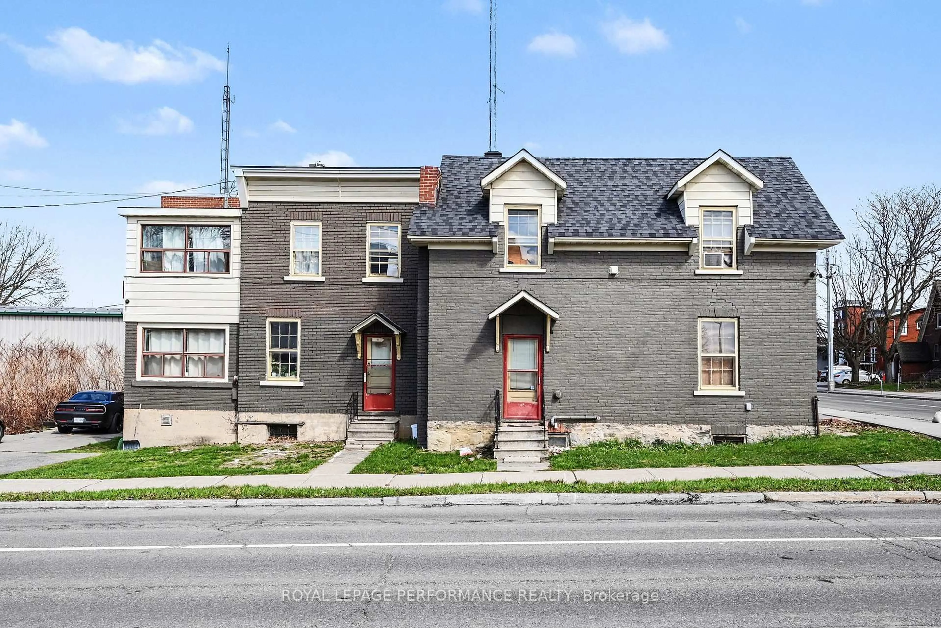 Home with brick exterior material, street for 402 Pitt St, Cornwall Ontario K6J 3R2