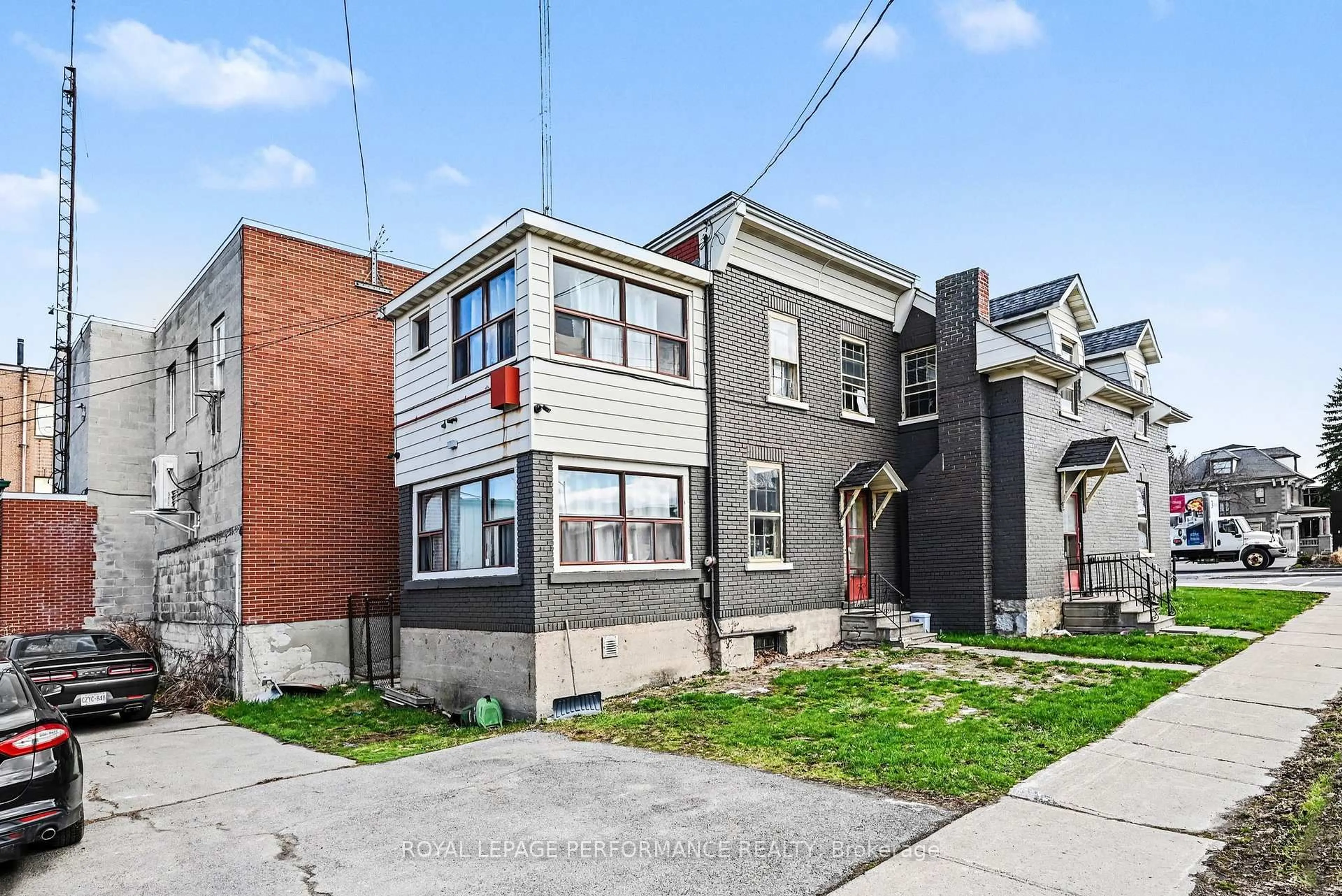 Home with brick exterior material, street for 402 Pitt St, Cornwall Ontario K6J 3R2