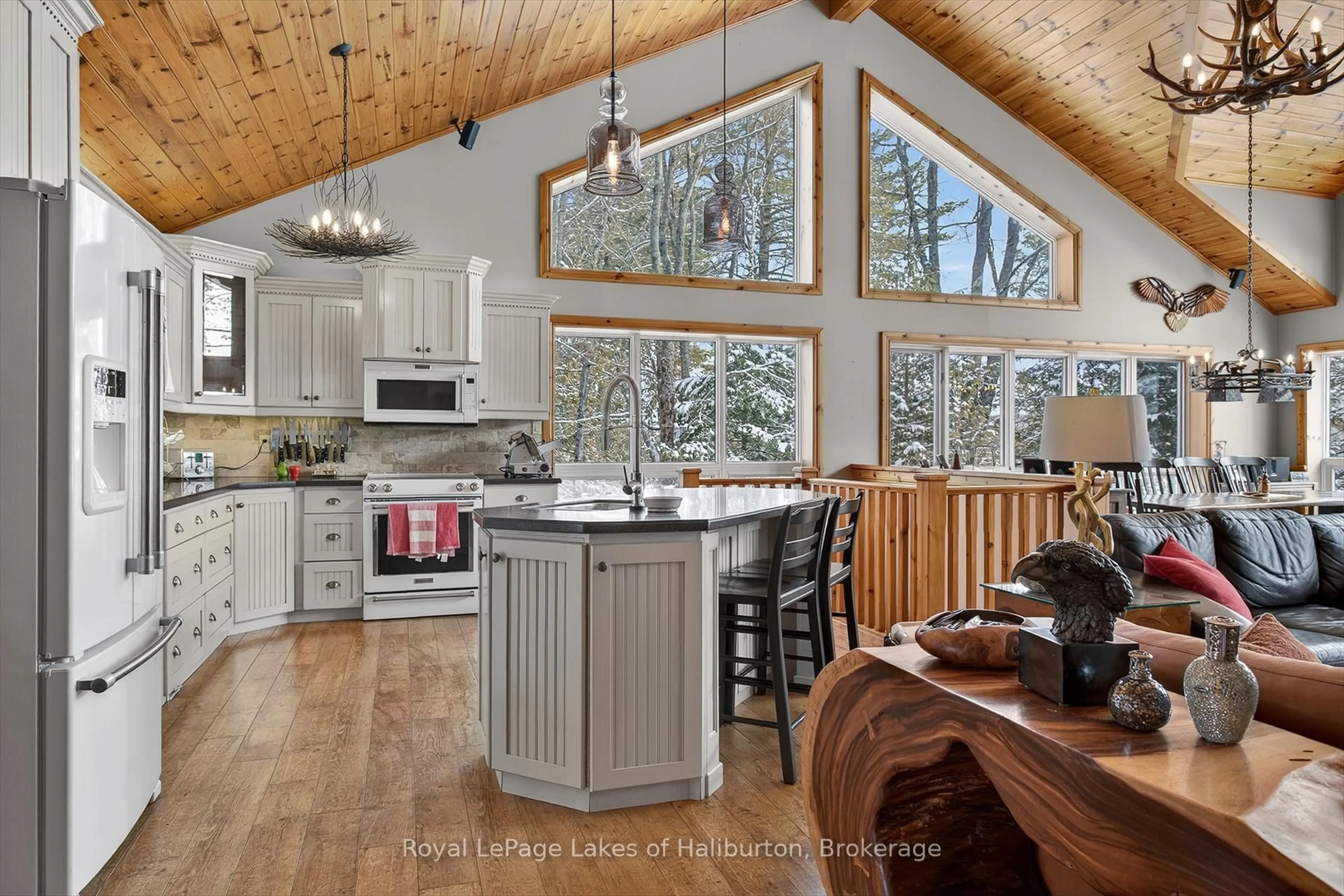 Open concept kitchen, unknown for 54 Clearview Dr, Trent Lakes Ontario K0M 2A0