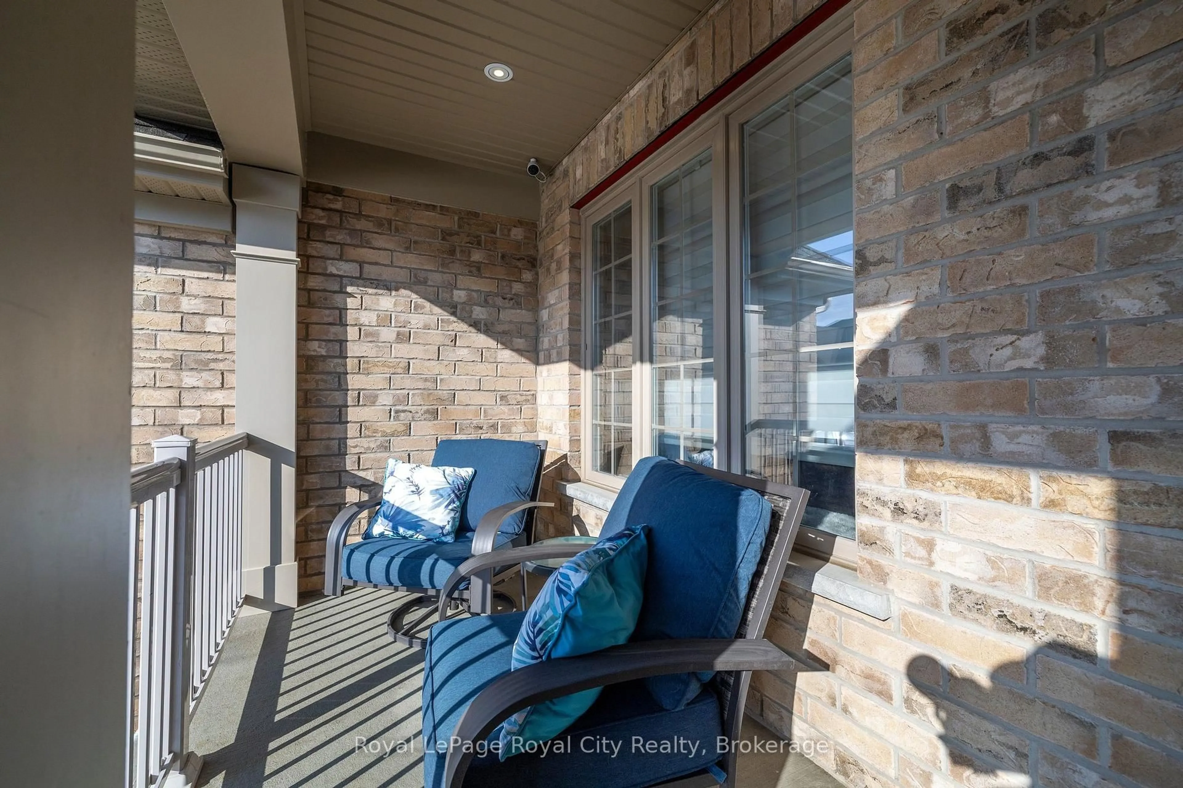 Patio, street for 38 Juniper St, Guelph/Eramosa Ontario N0B 2K0