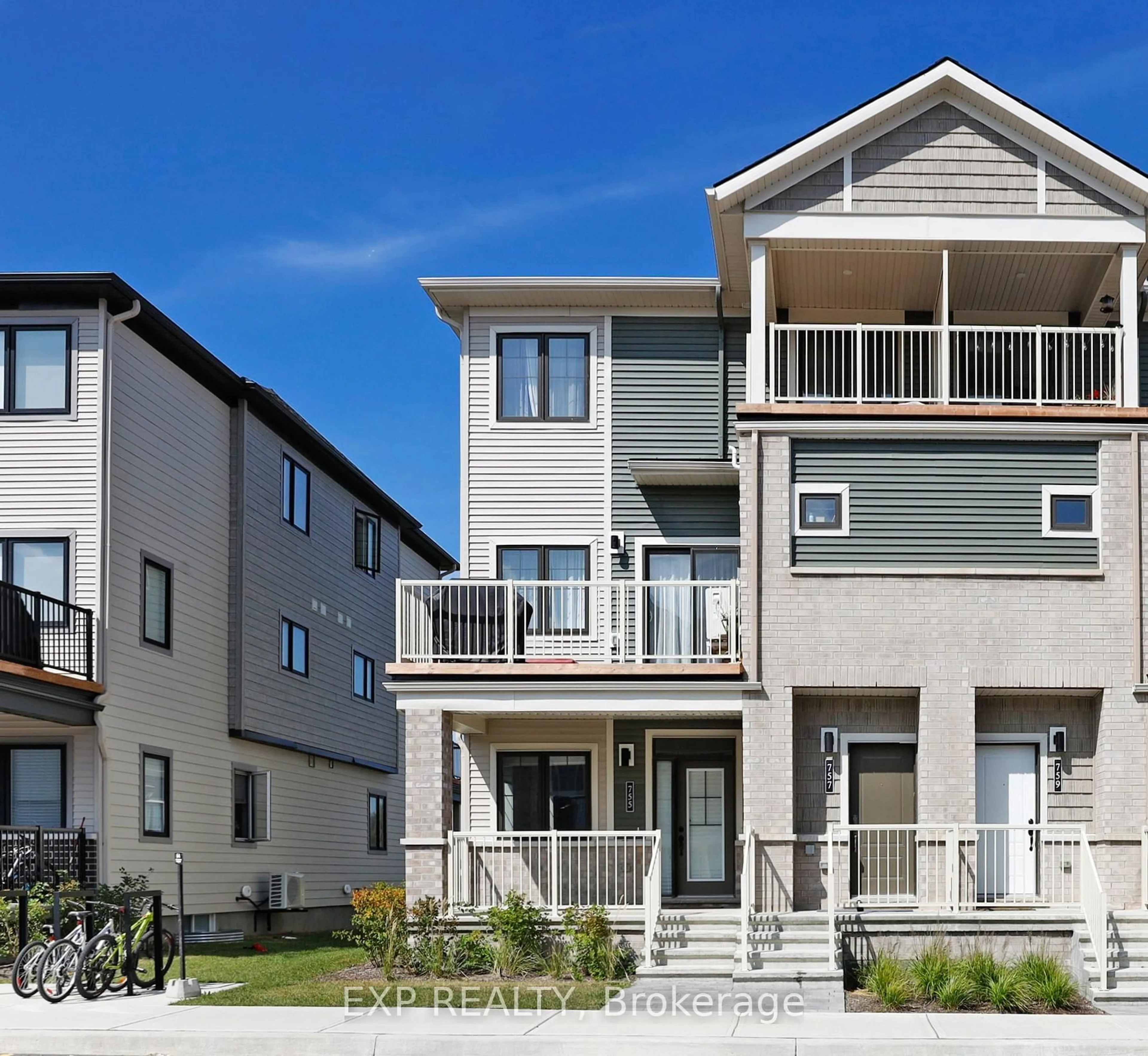 Home with vinyl exterior material, street for 757 Chromite Private, Ottawa Ontario K2J 7J2