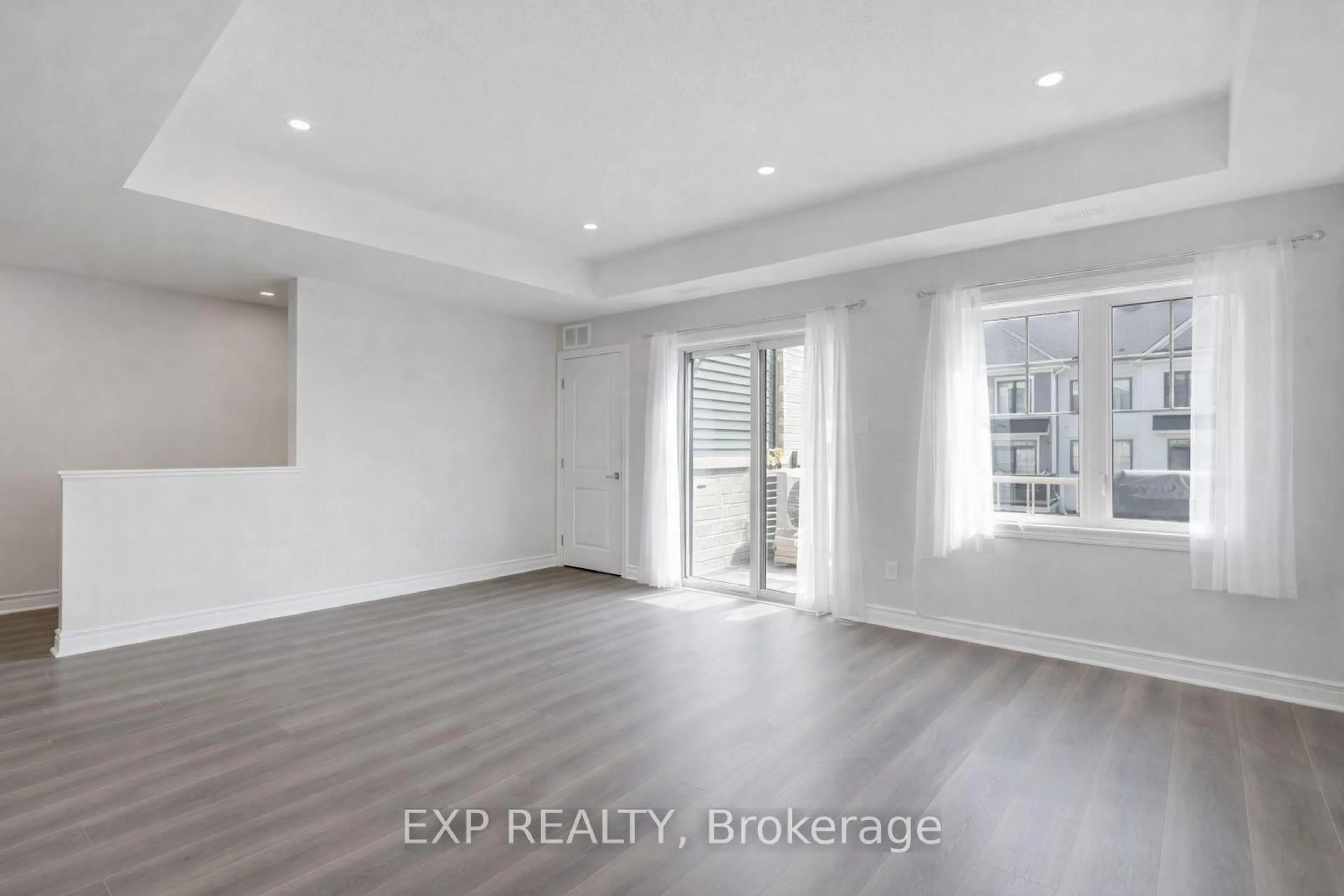 A pic of a room for 757 Chromite Private, Ottawa Ontario K2J 7J2