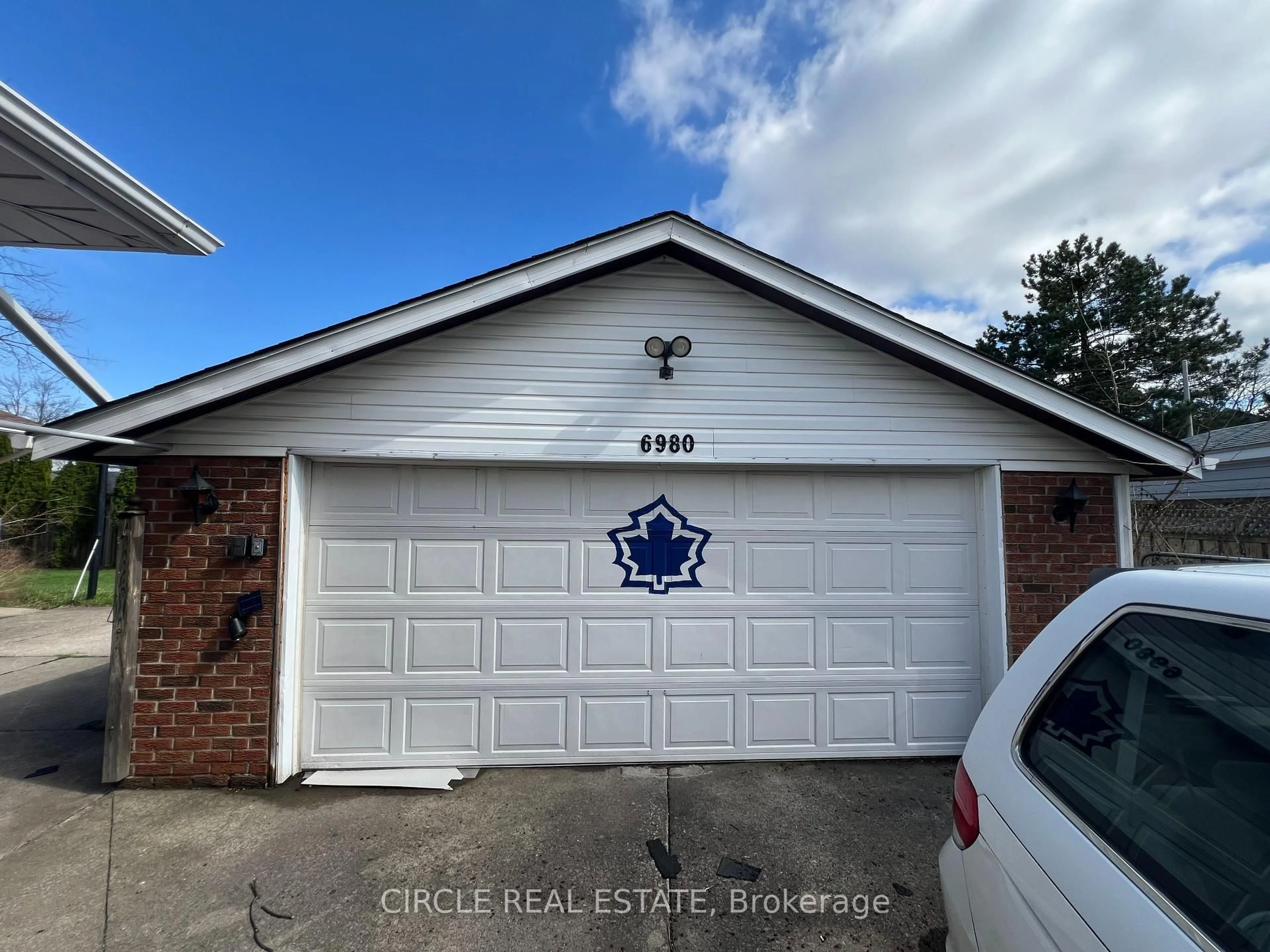 Unknown for 6980 Concord Crt, Niagara Falls Ontario L2G 5G6