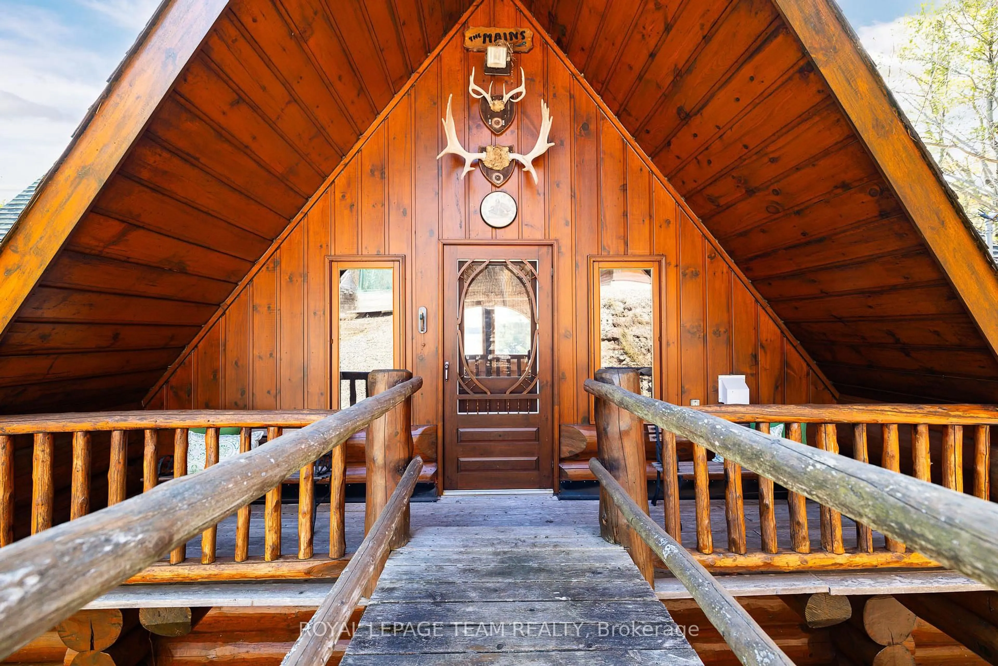 Indoor foyer for 781 Big Rideau North Shore Rd, Perth Ontario K7H 3C5