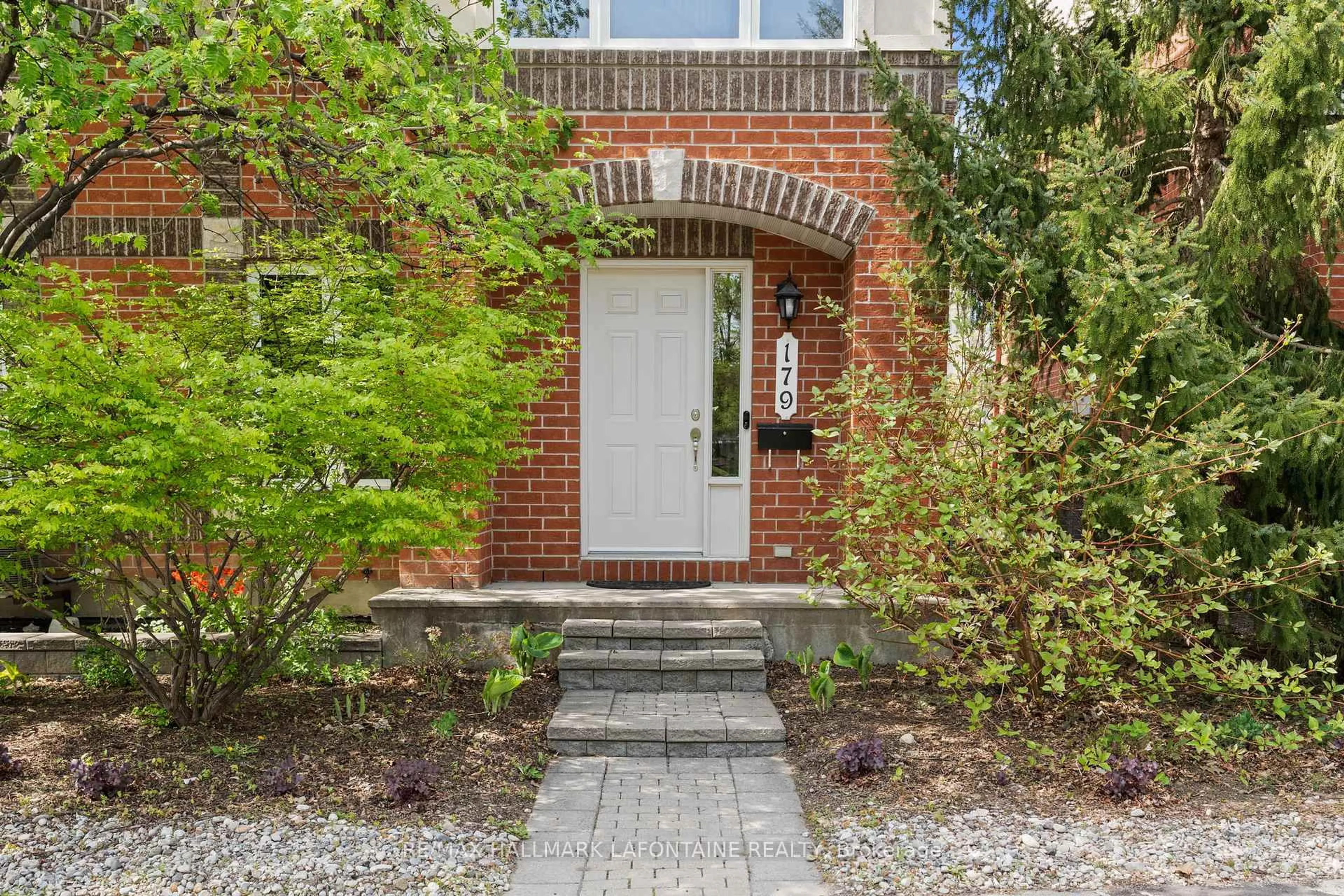 Home with brick exterior material, street for 179 Lanark Ave, Ottawa Ontario K1Z 1C1