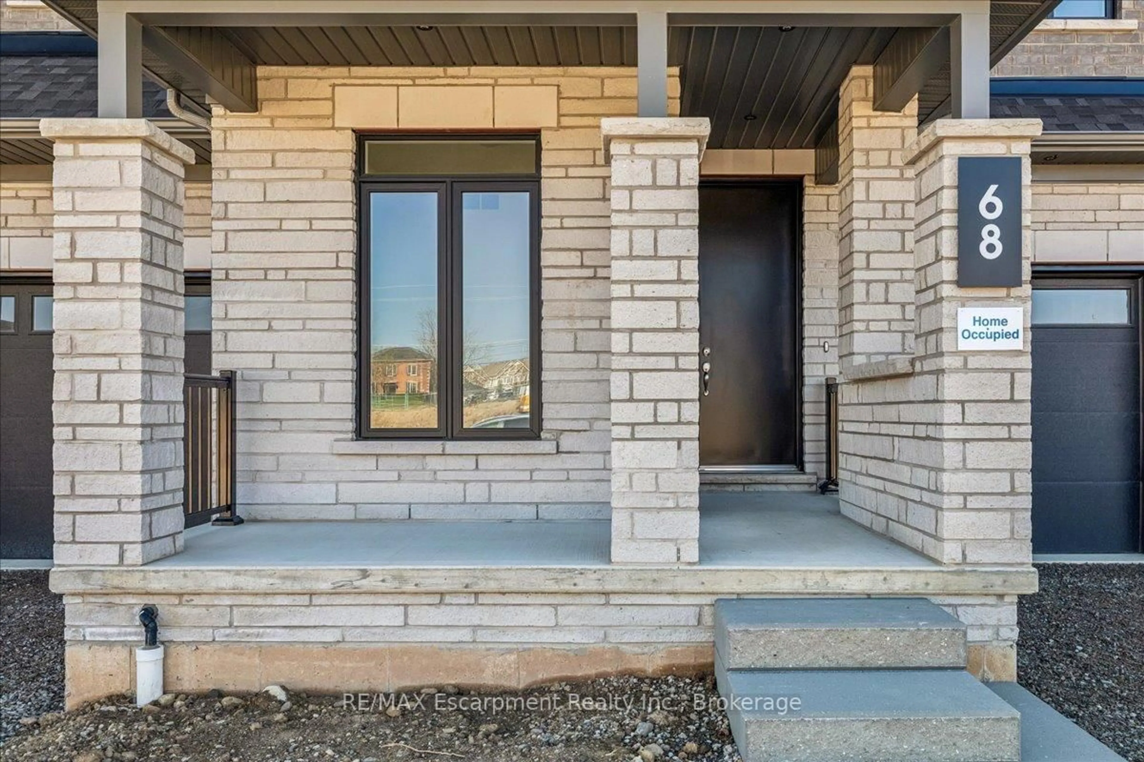 Home with brick exterior material, unknown for 68 Valley Trail Pl, Hamilton Ontario L8B 2A2