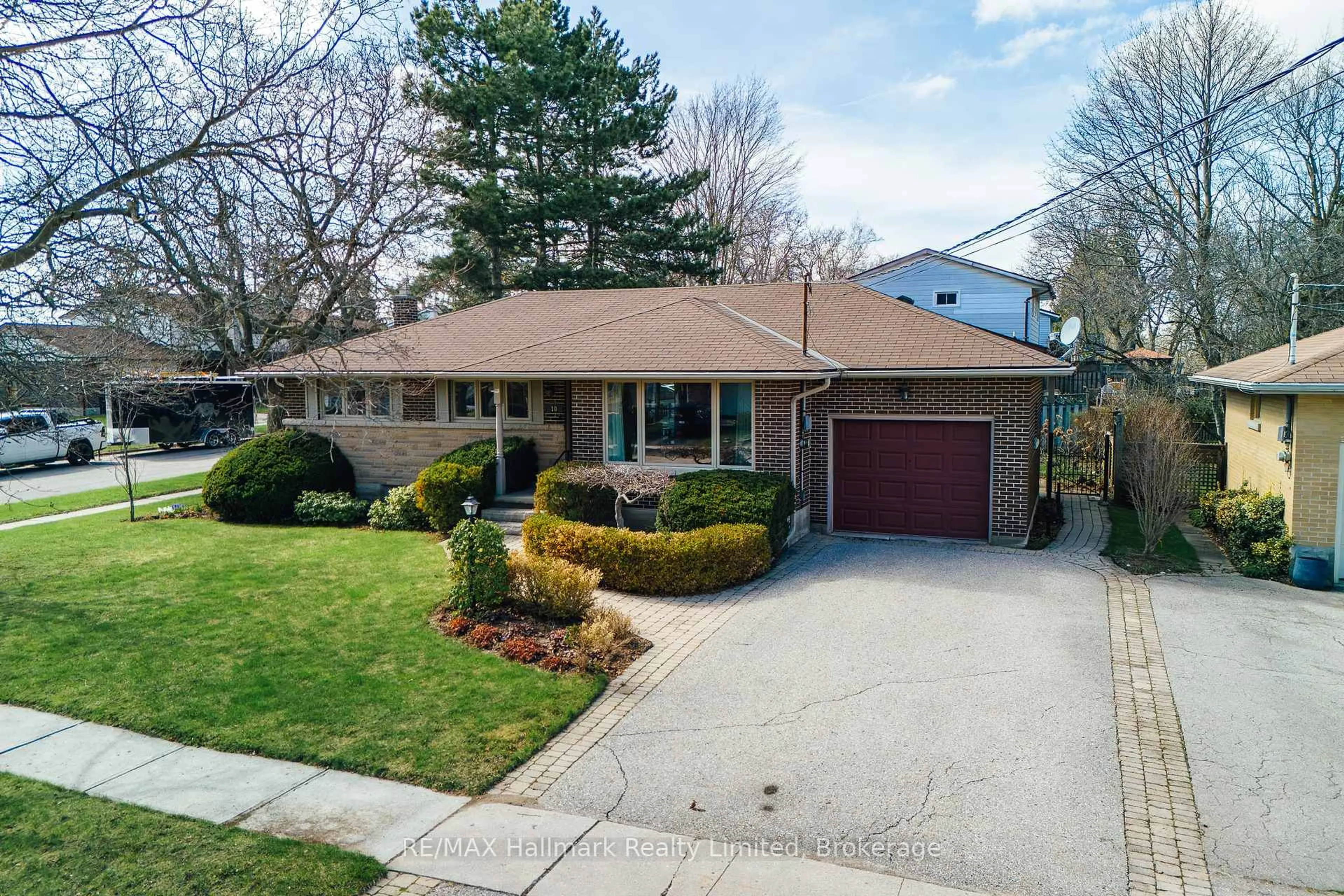 Home with brick exterior material, street for 10 Tobey Ave, Guelph Ontario N1E 1Y6