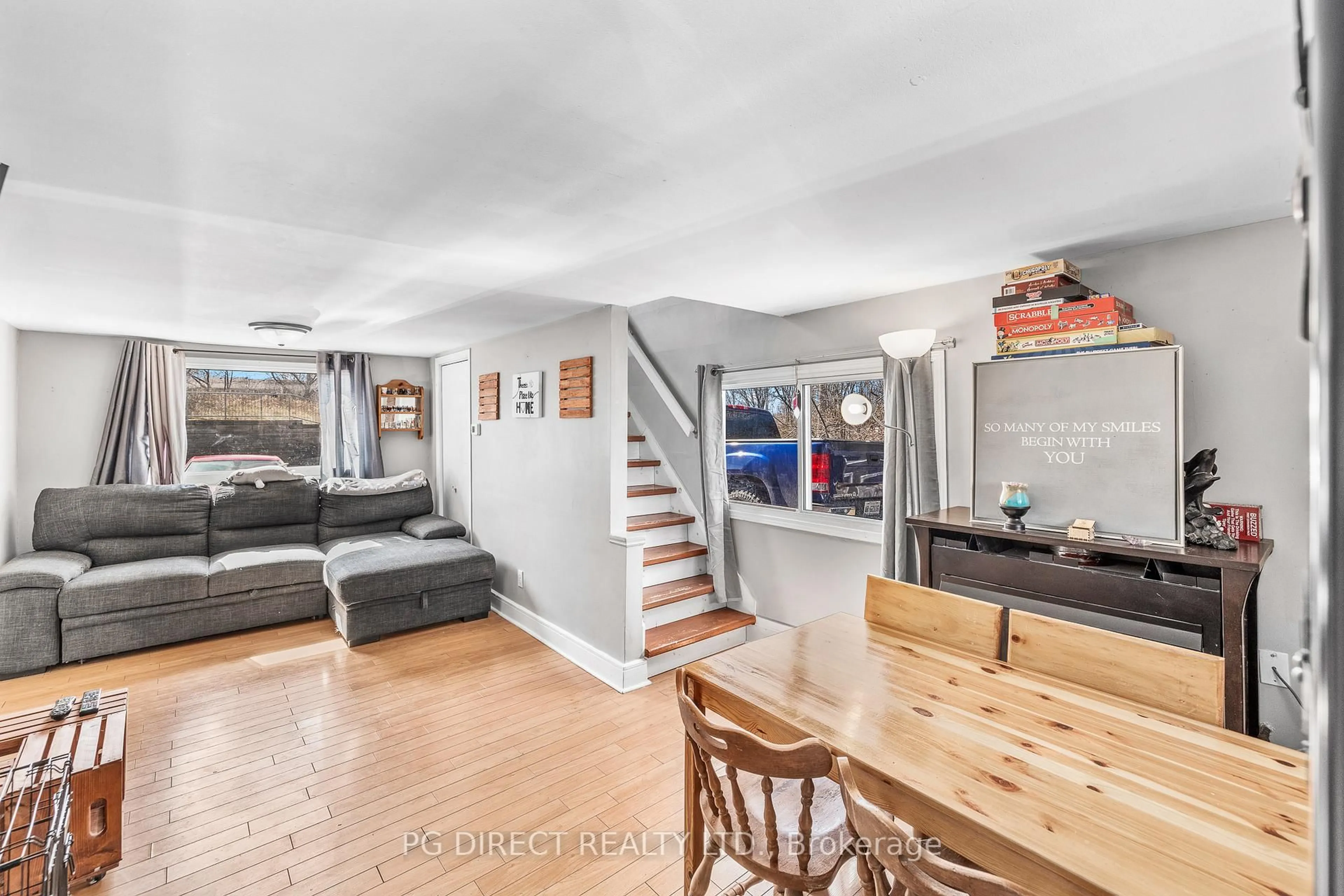 Unknown for 337 Herchimer Ave, Belleville Ontario K8N 4H5