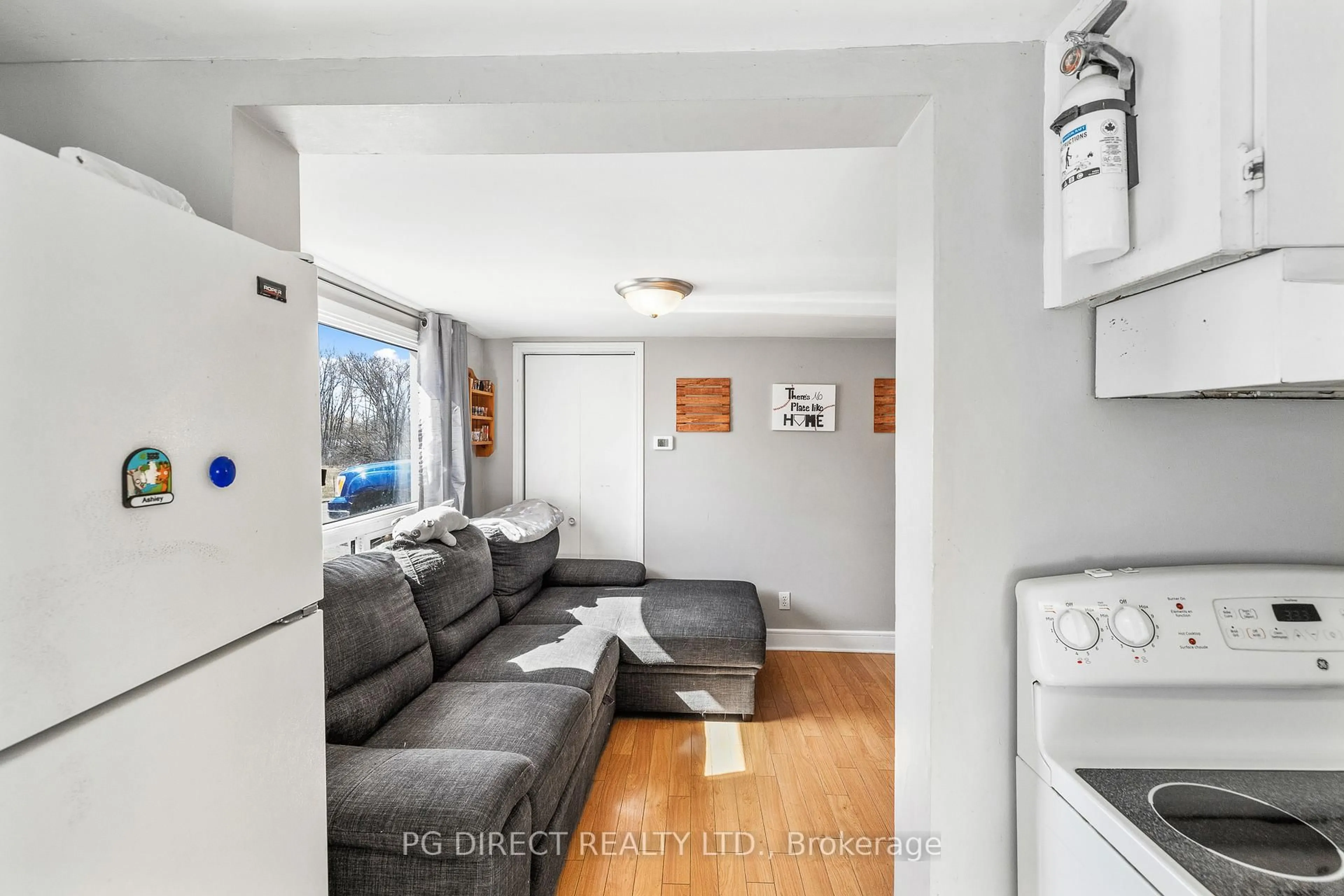 Living room with furniture, unknown for 337 Herchimer Ave, Belleville Ontario K8N 4H5