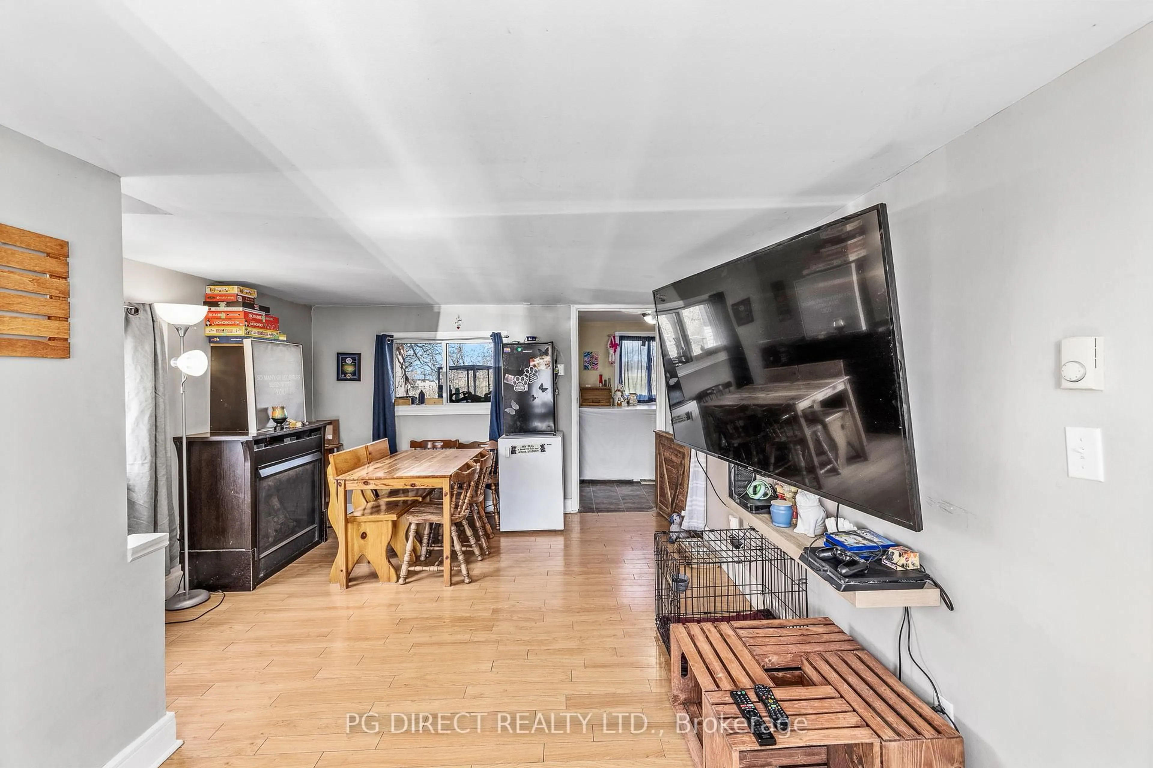 Open concept kitchen, unknown for 337 Herchimer Ave, Belleville Ontario K8N 4H5