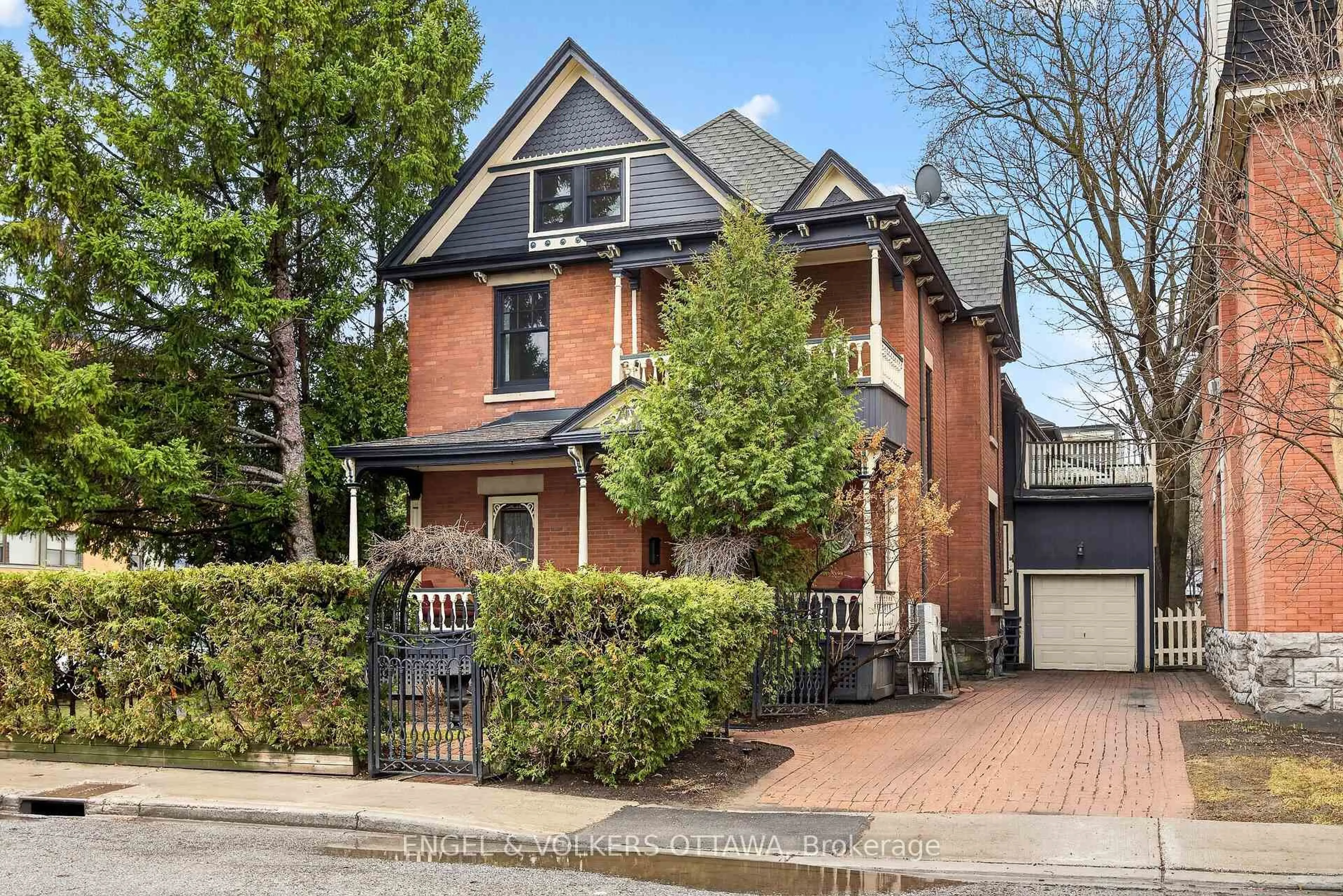 Home with brick exterior material, street for 110 Waverley St, Ottawa Ontario K2P 0V4