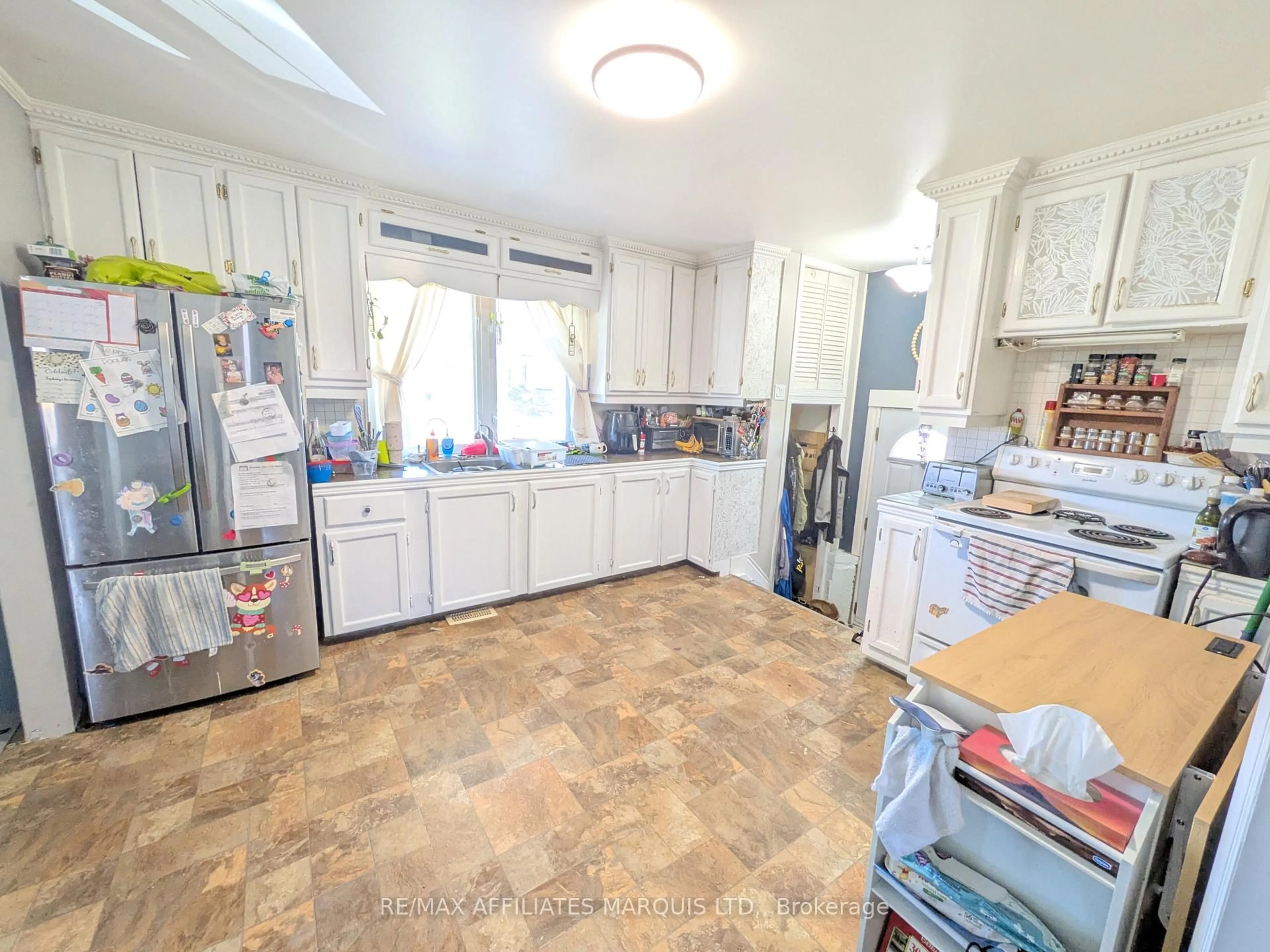 Unknown for 3300 Poirier Ave, Cornwall Ontario K6K 1E1