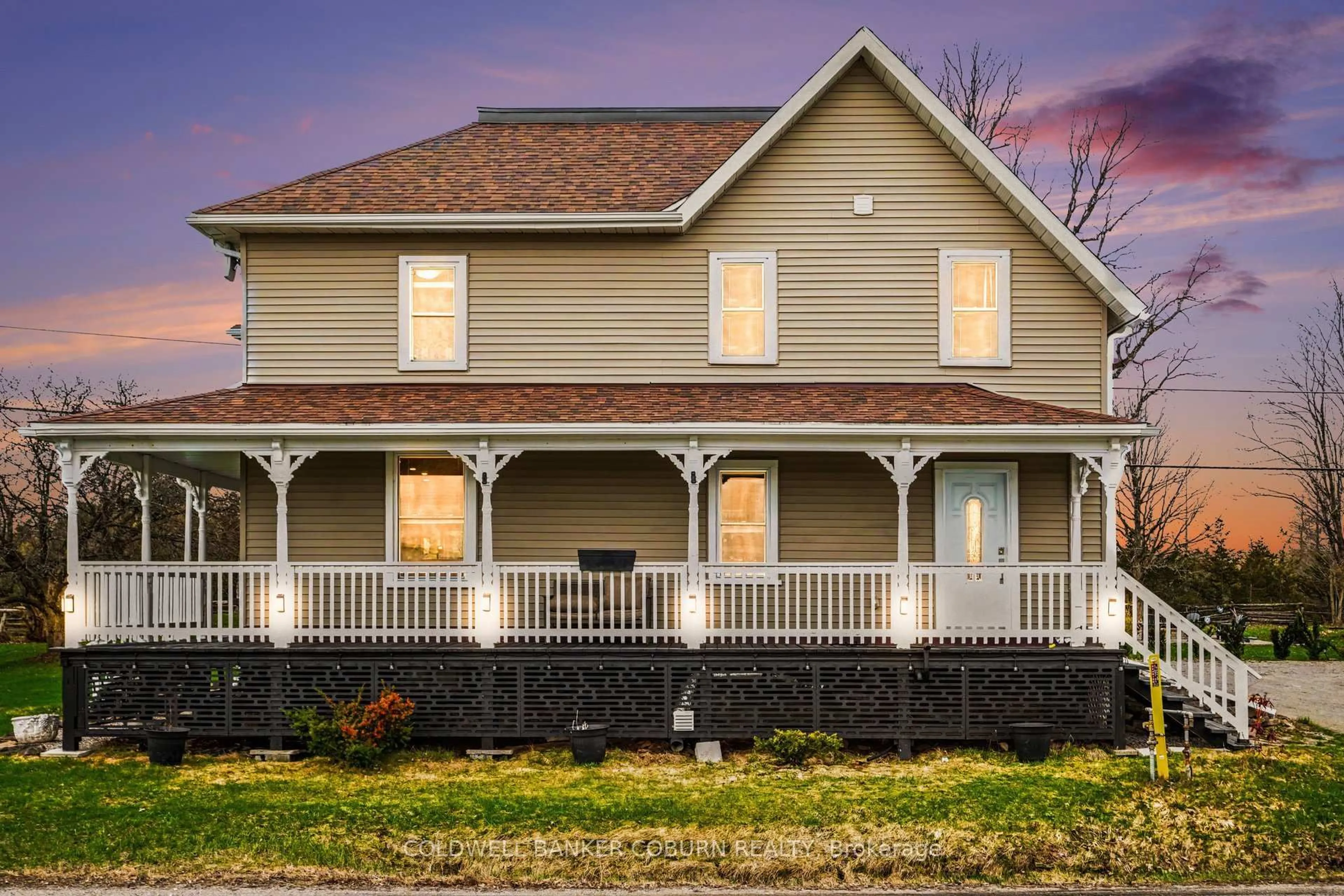 Home with vinyl exterior material, building for 278 County Rd 29 Rd, Elizabethtown-Kitley Ontario K0E 1Y0