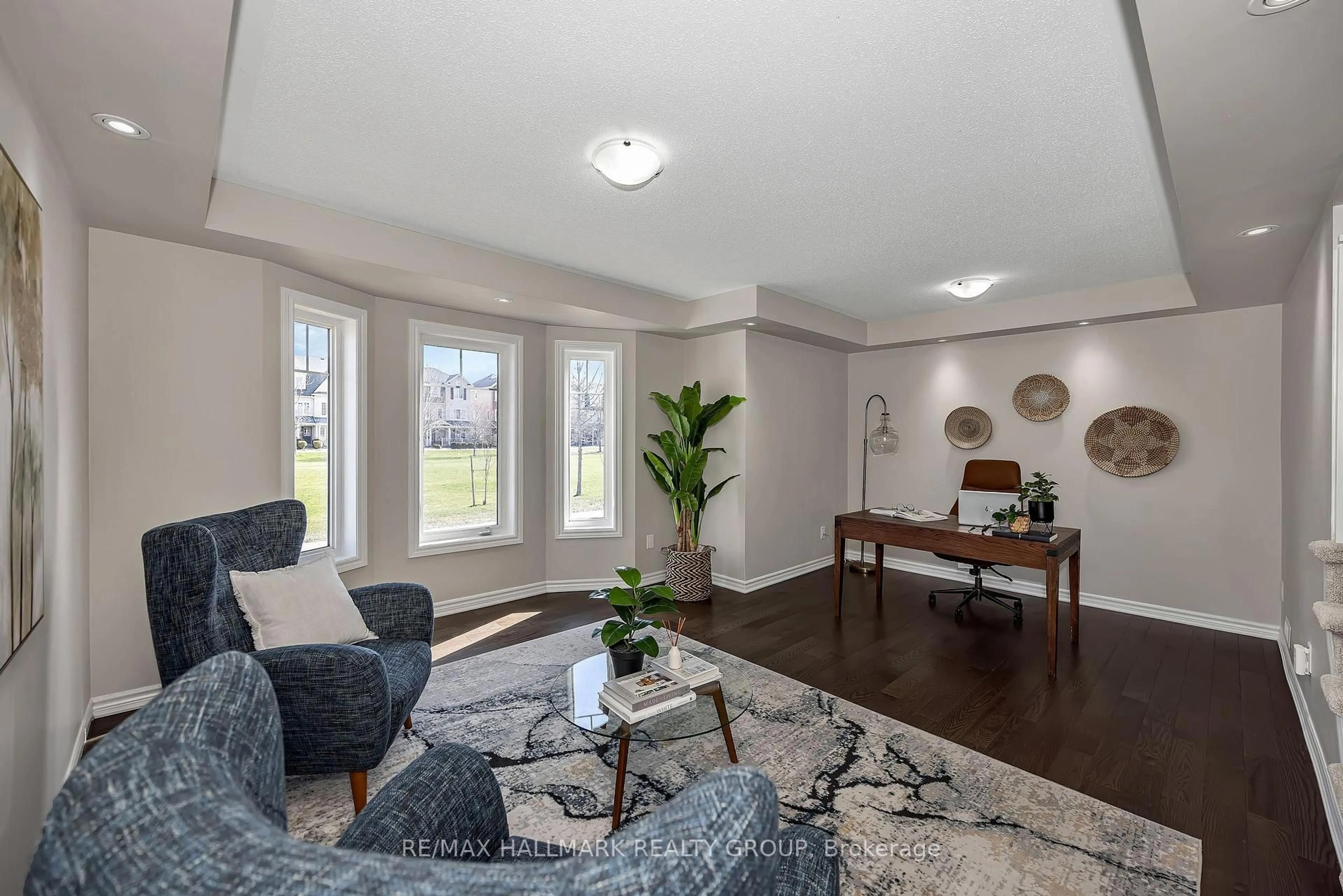 Living room with furniture, unknown for 618 Martinique Lane, Ottawa Ontario K2S 0L9