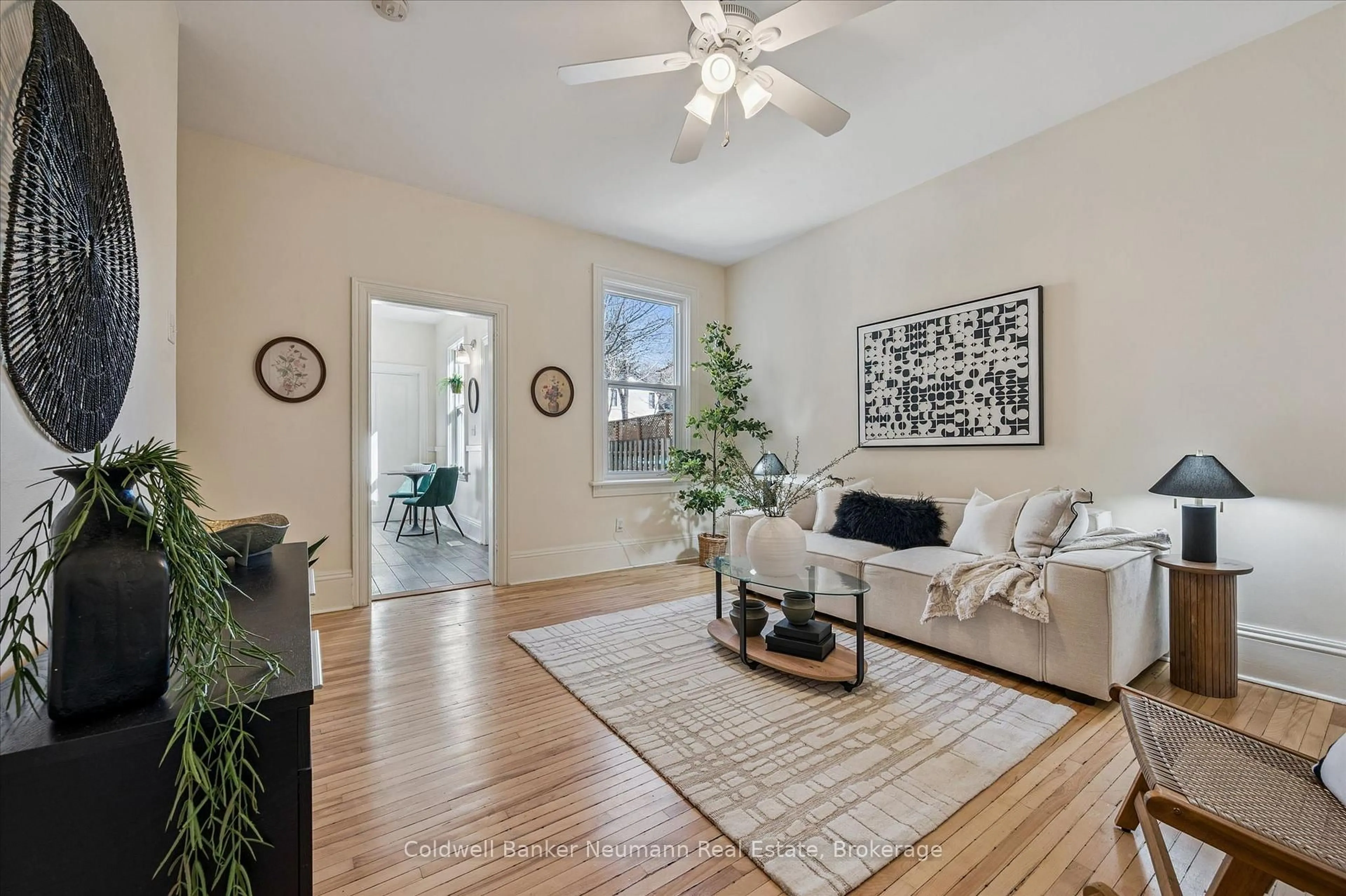 Living room with furniture, unknown for 125 Paisley St, Guelph Ontario N1H 2N9