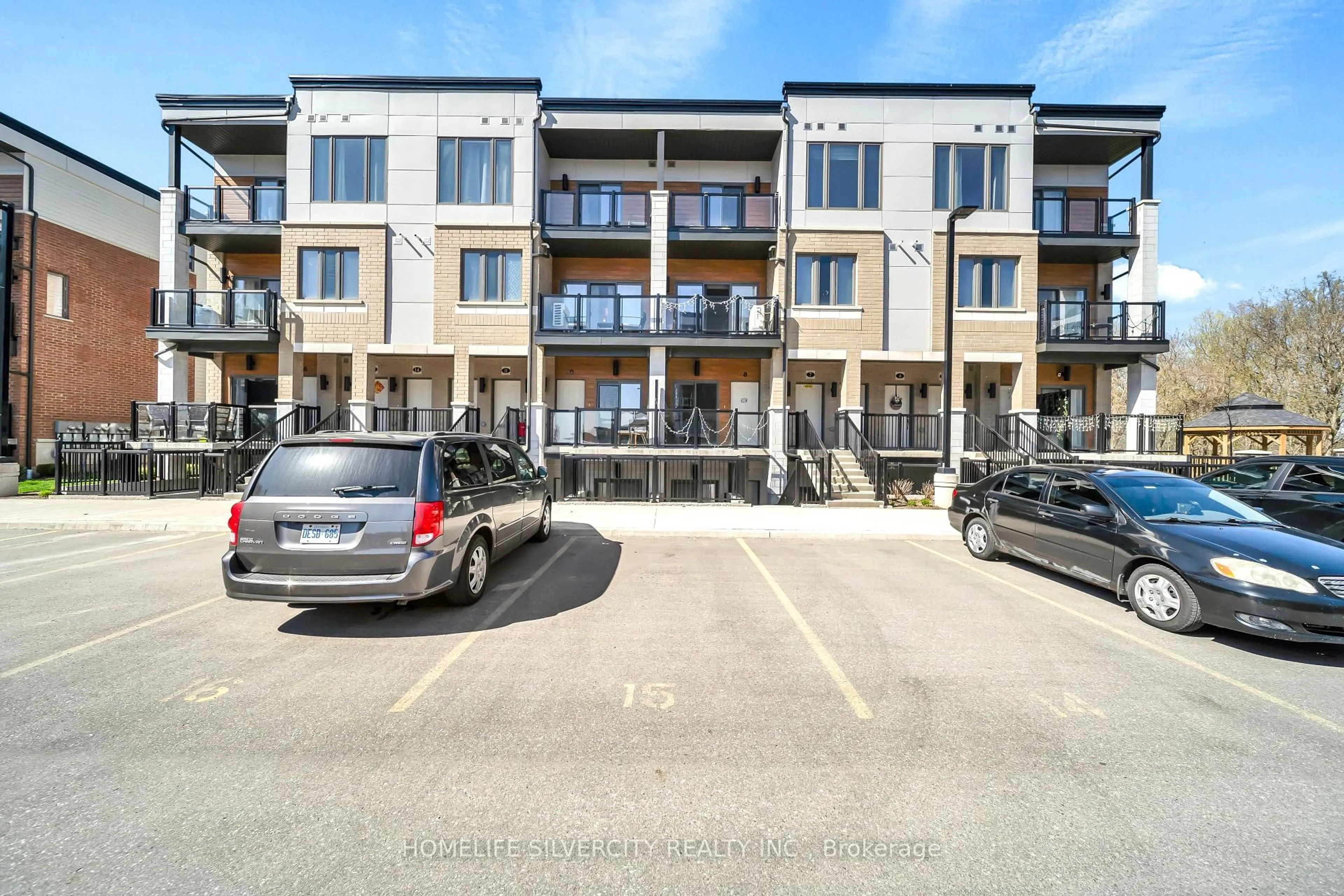 Unknown for 25 Isherwood Ave #5, Cambridge Ontario N1R 0E2