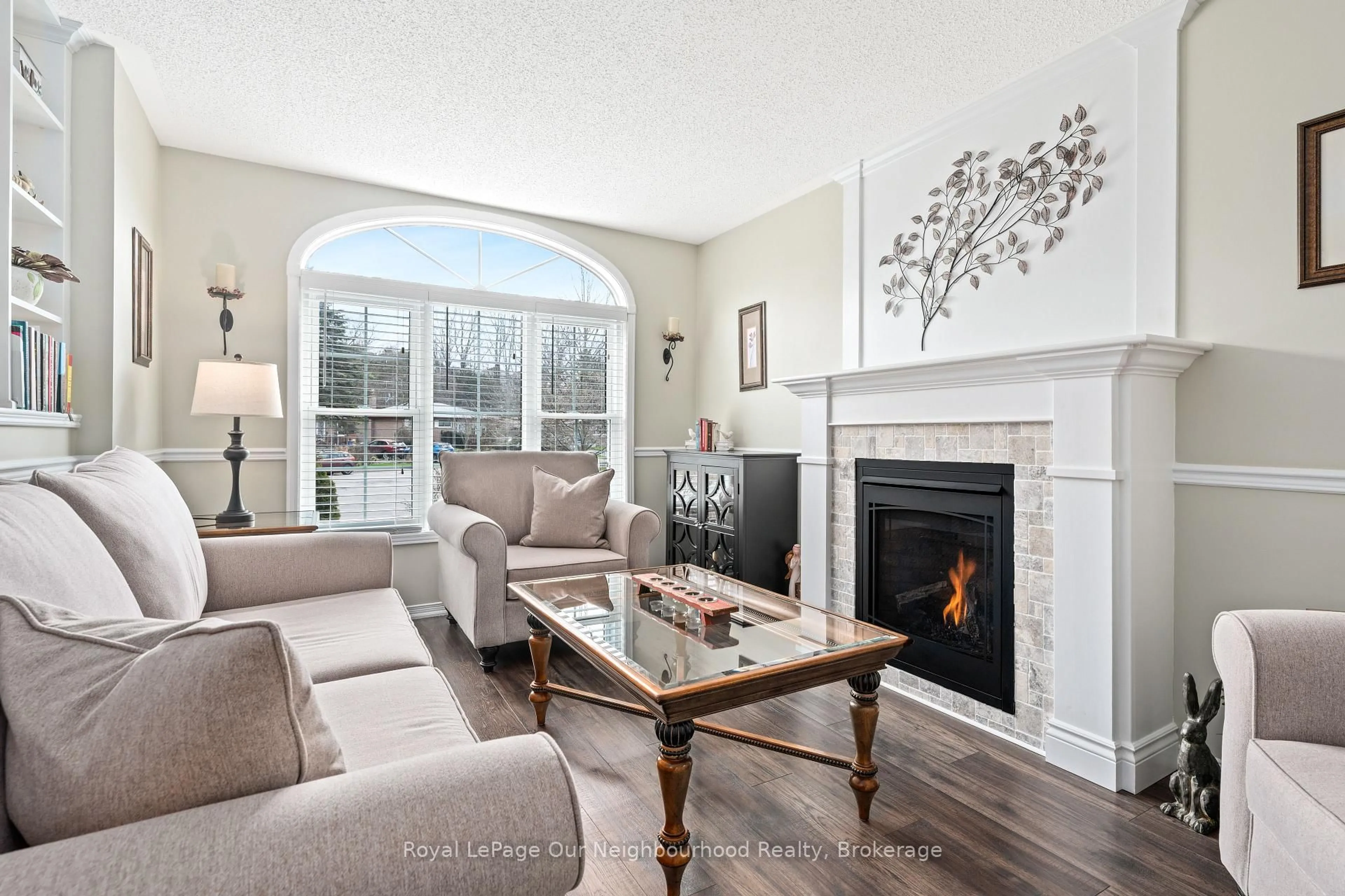 Living room with furniture, unknown for 439 Nickerson Dr, Cobourg Ontario K9A 1A8