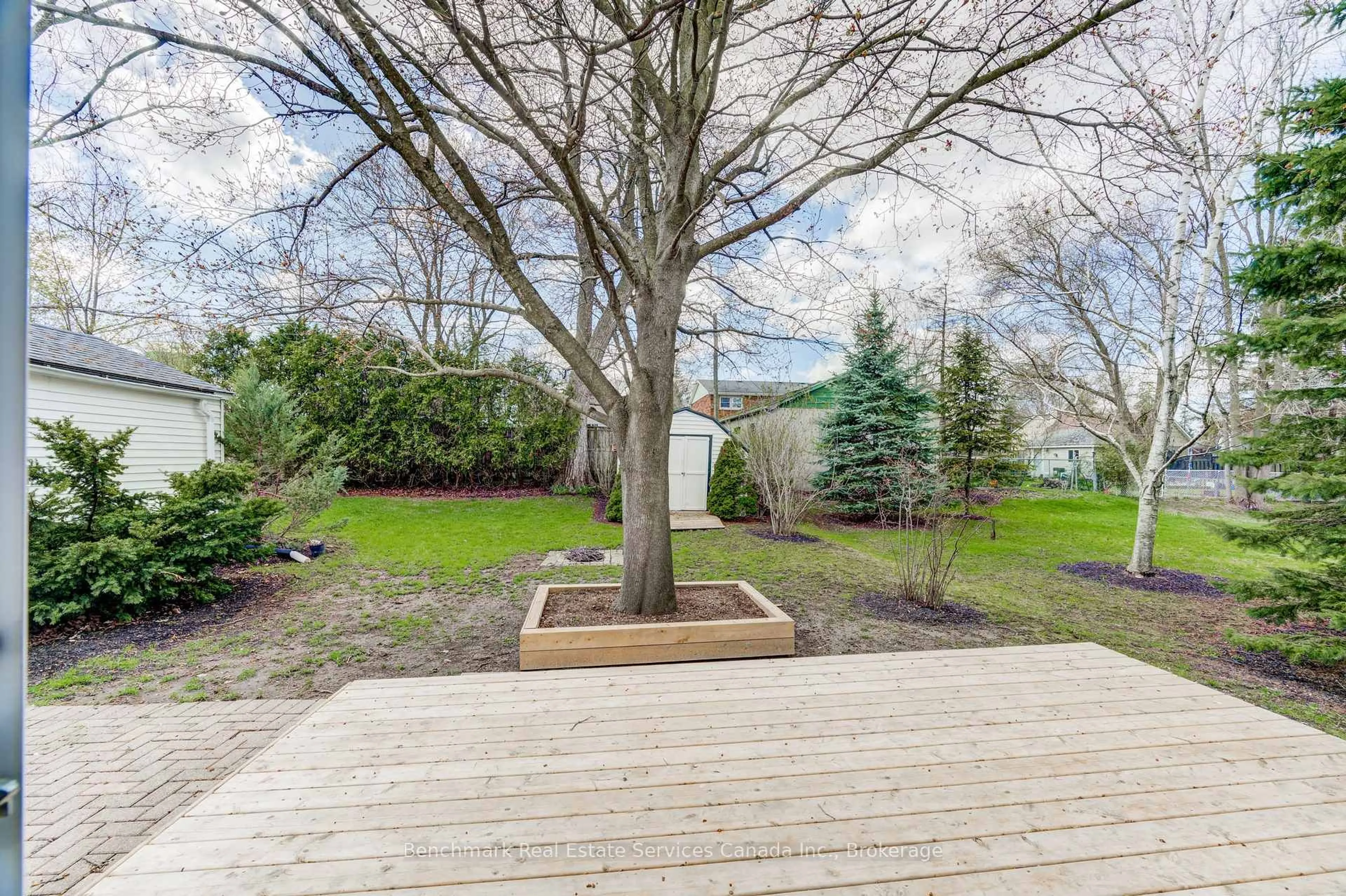 Patio, unknown for 209 Water St, Lucan Biddulph Ontario N0M 2J0