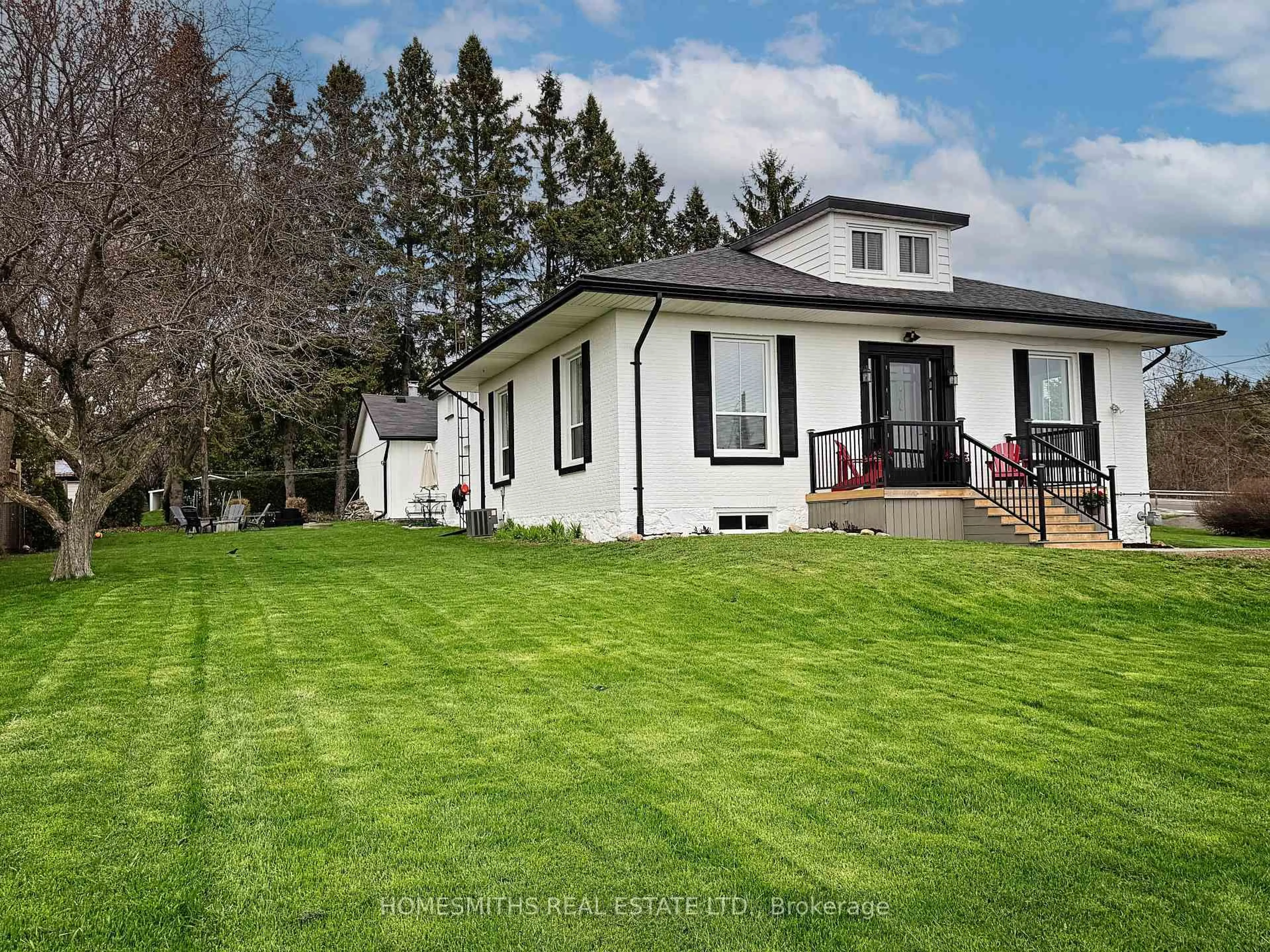 A pic from outside/outdoor area/front of a property/back of a property/a pic from drone, unknown for 8766 Danforth Rd, Hamilton Township Ontario K9A 0X6