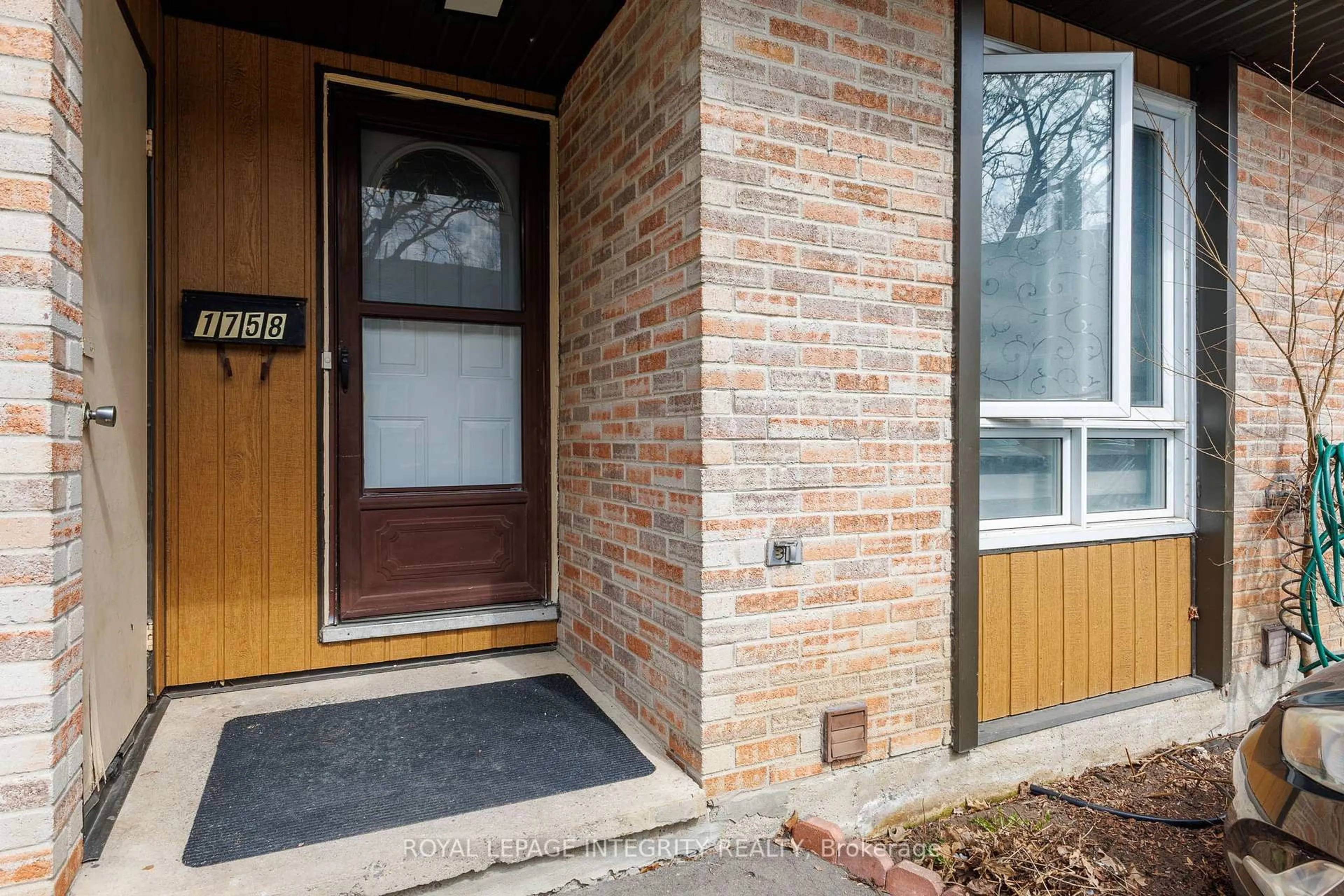 Unknown for 1758 Trappist Lane #42, Ottawa Ontario K1C 1X8