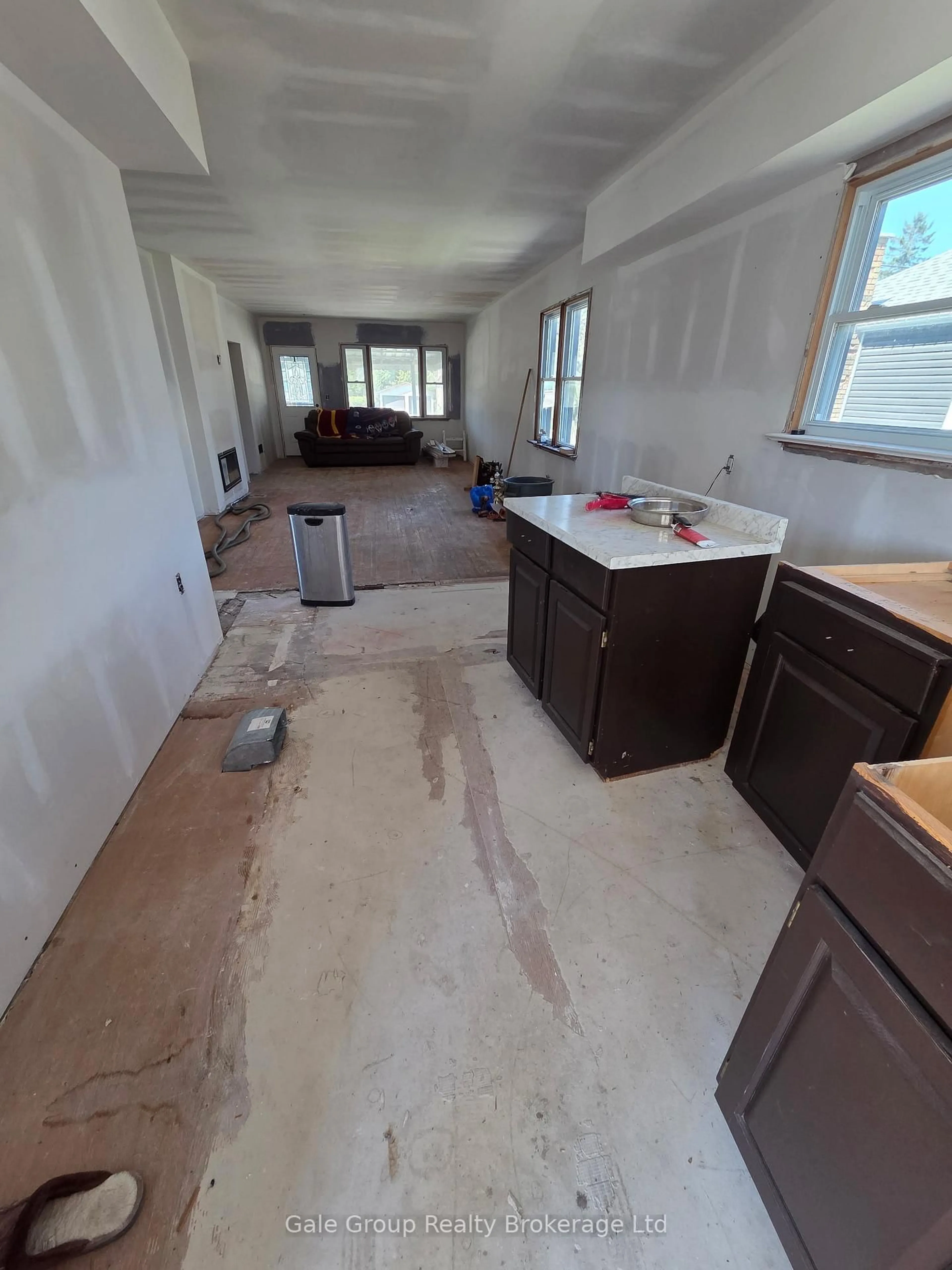 A pic of a room for 977 Norfolk St, Norfolk Ontario N3Y 3R9