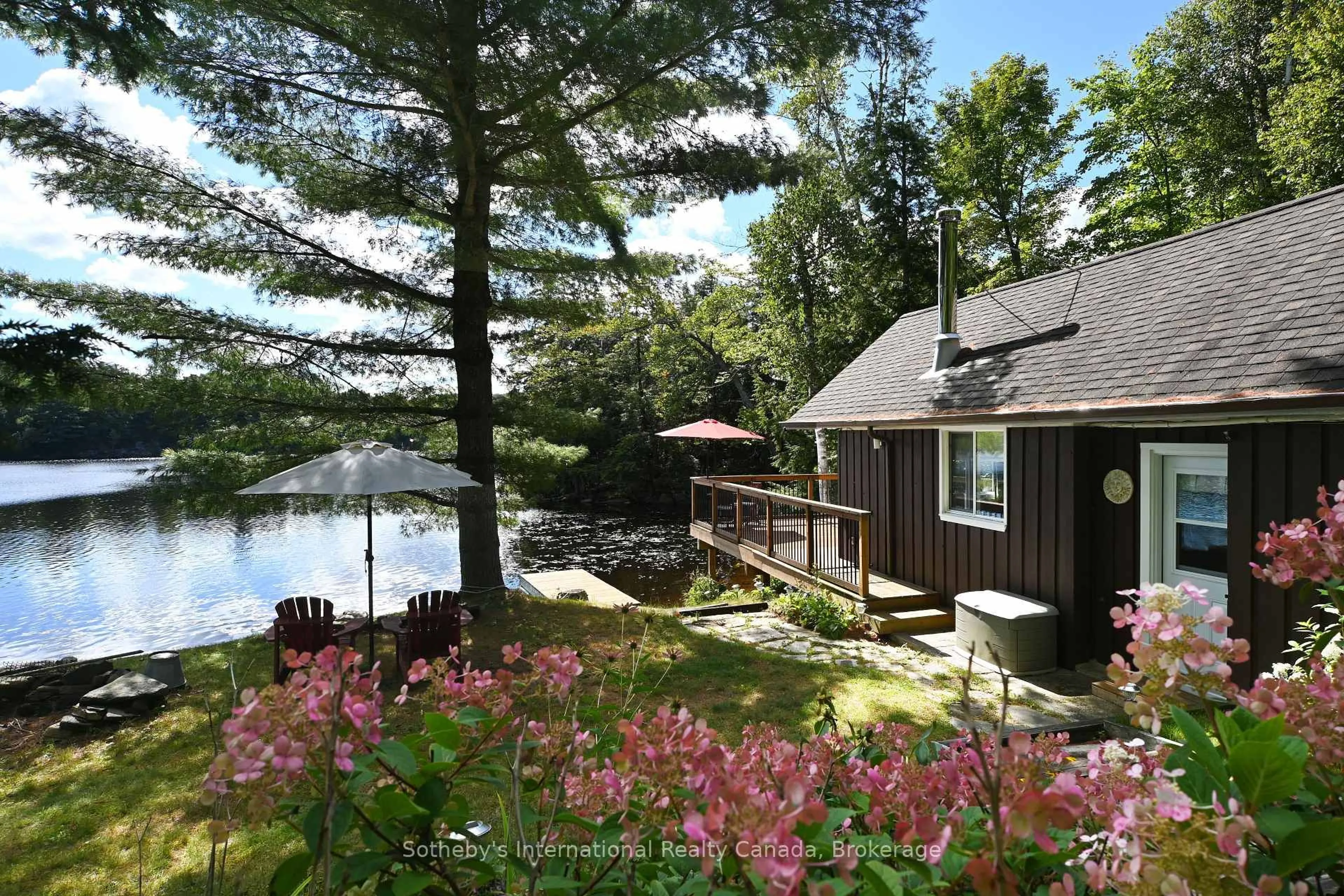 Patio, water/lake/river/ocean view for 28 Pinewood Rd, McDougall Ontario P2A 2W7