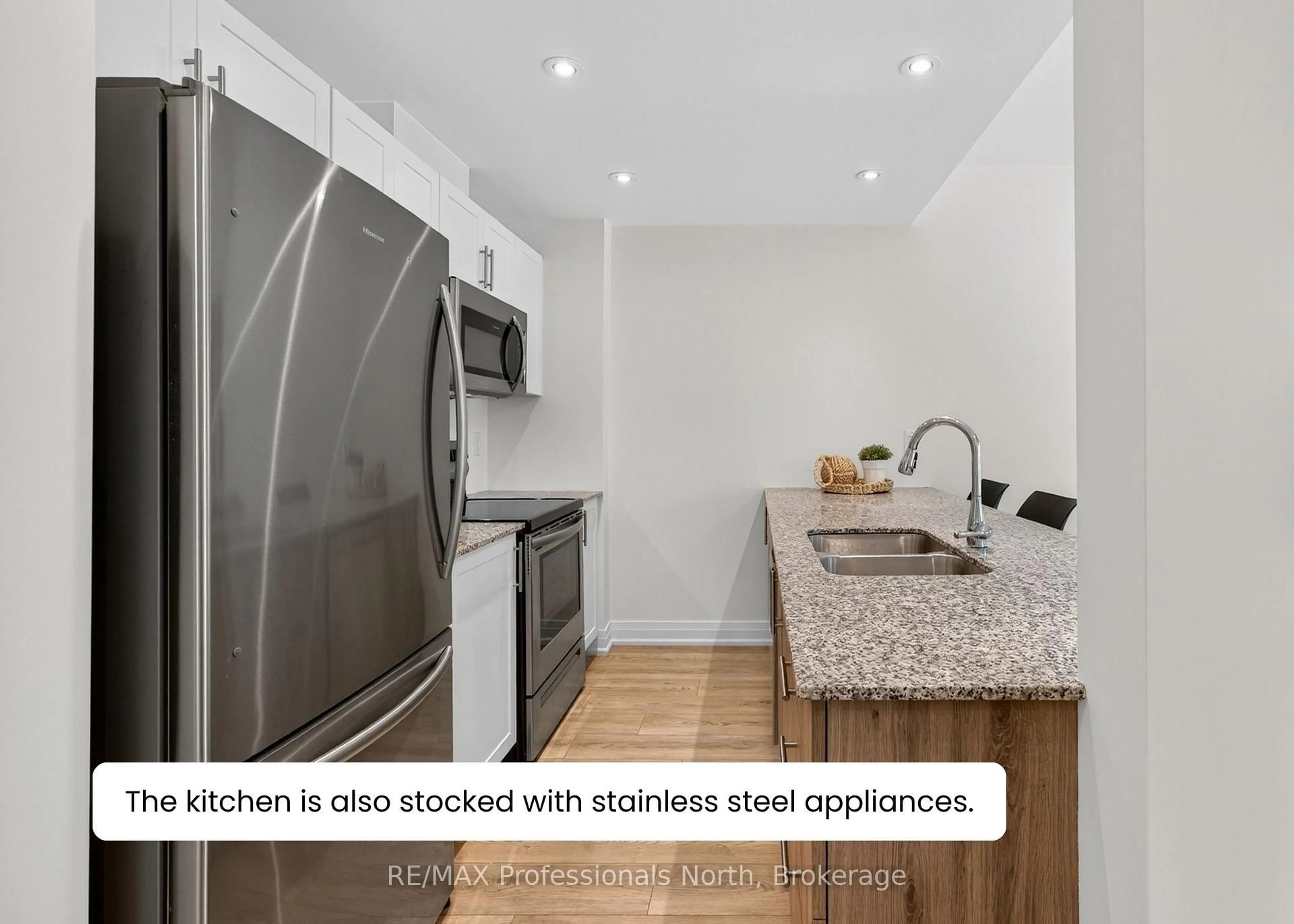 Standard kitchen, unknown for 393 Manitoba St #3, Bracebridge Ontario P1L 0G1