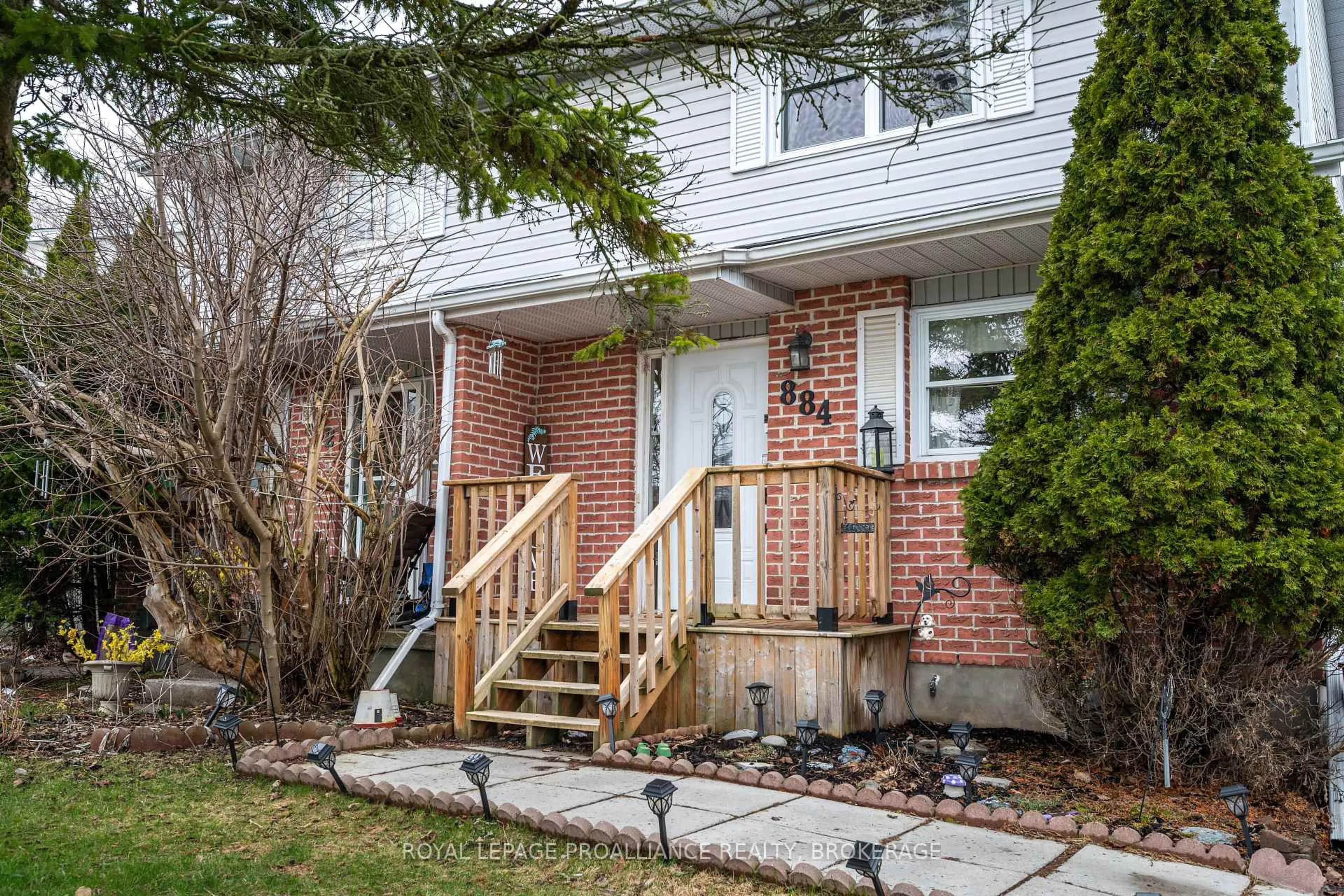 Home with brick exterior material, street for 884 Larchwood Cres, Kingston Ontario K7P 2P7