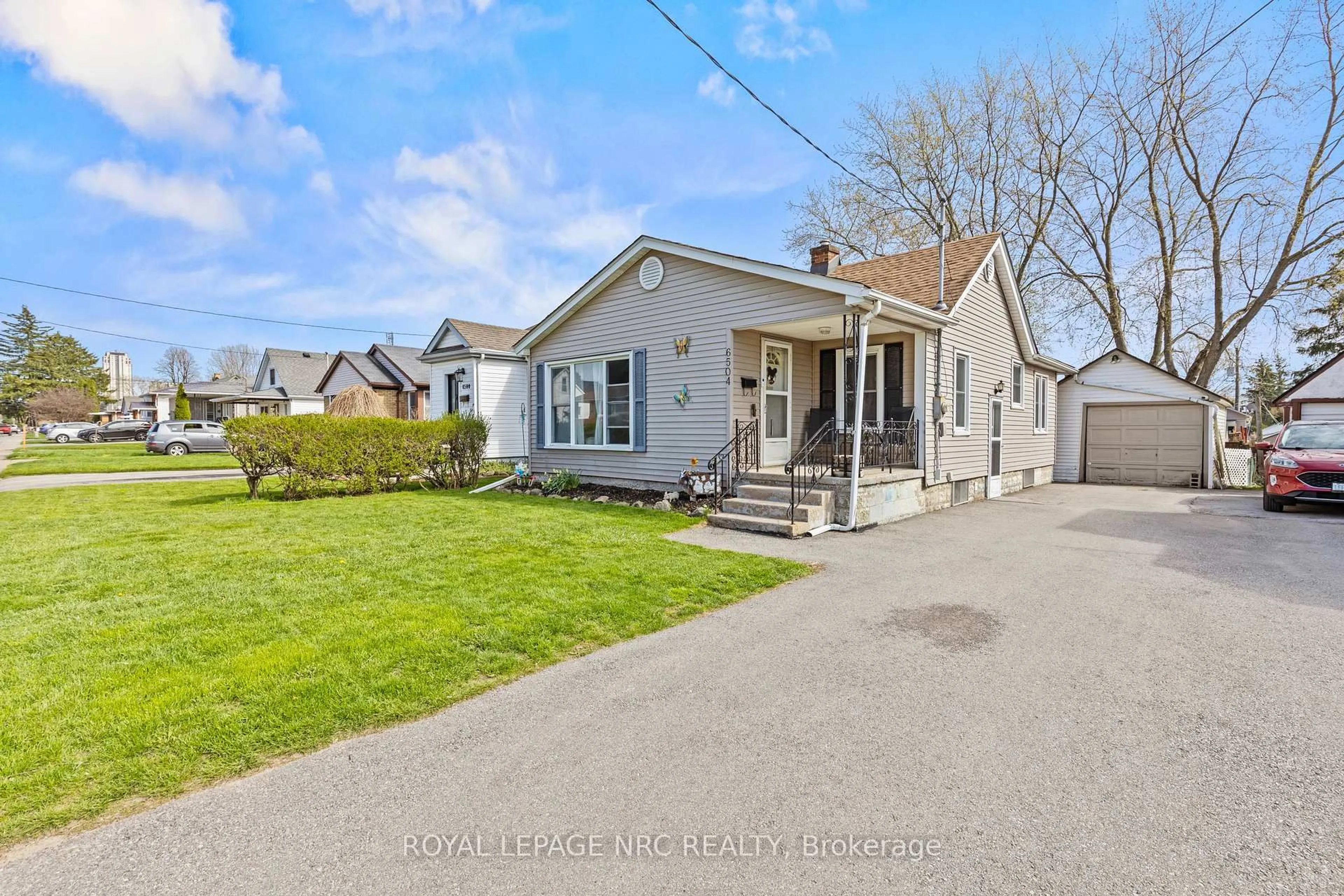 Unknown for 6504 Monroe St, Niagara Falls Ontario L2G 2G8