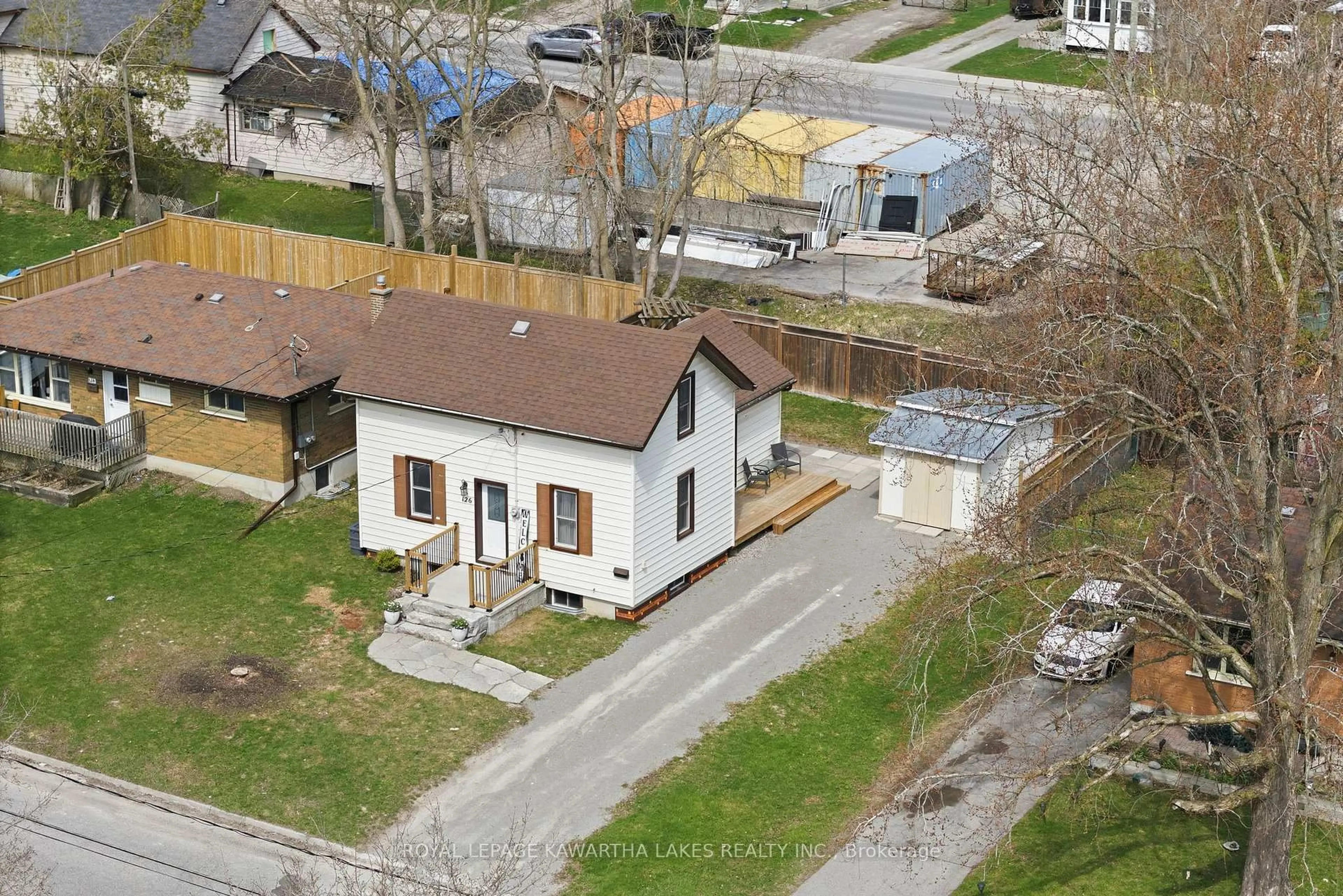 A pic from outside/outdoor area/front of a property/back of a property/a pic from drone, street for 126 King St, Kawartha Lakes Ontario K9V 1E3