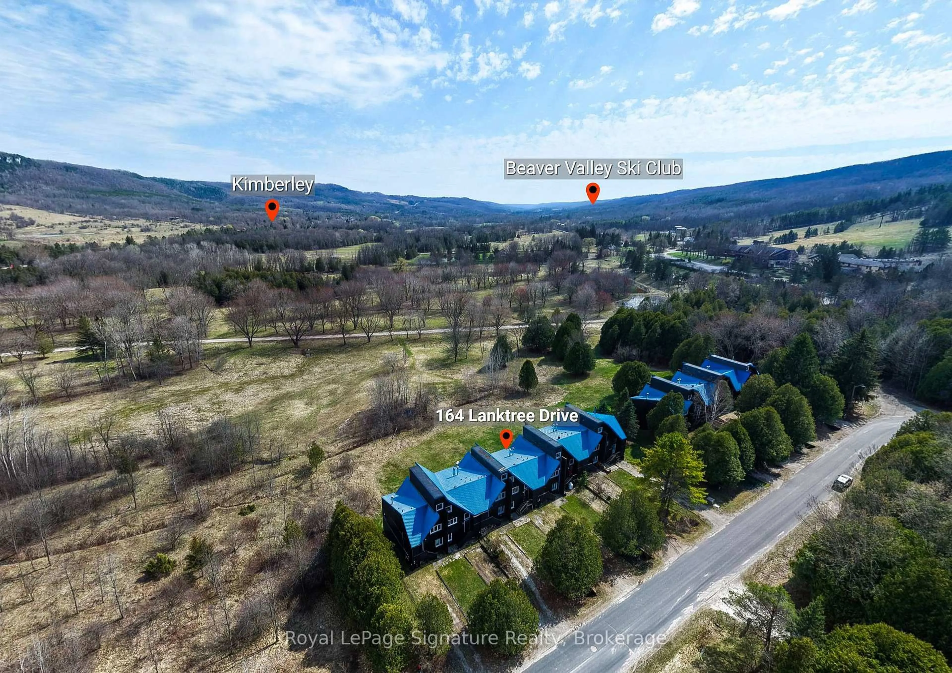 A pic from outside/outdoor area/front of a property/back of a property/a pic from drone, mountain view for 164 Lanktree Dr, Grey Highlands Ontario N0C 1G0