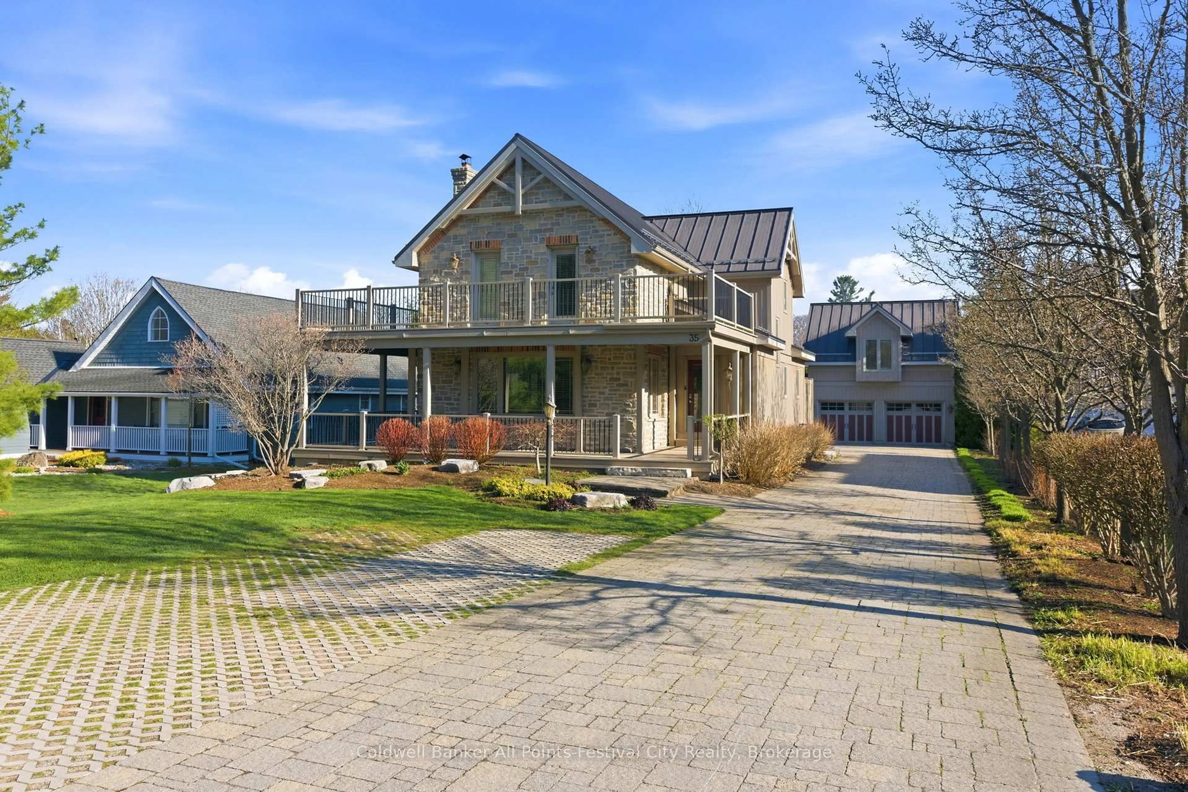 Unknown for 35 Jane St, Bluewater Ontario N0M 1G0