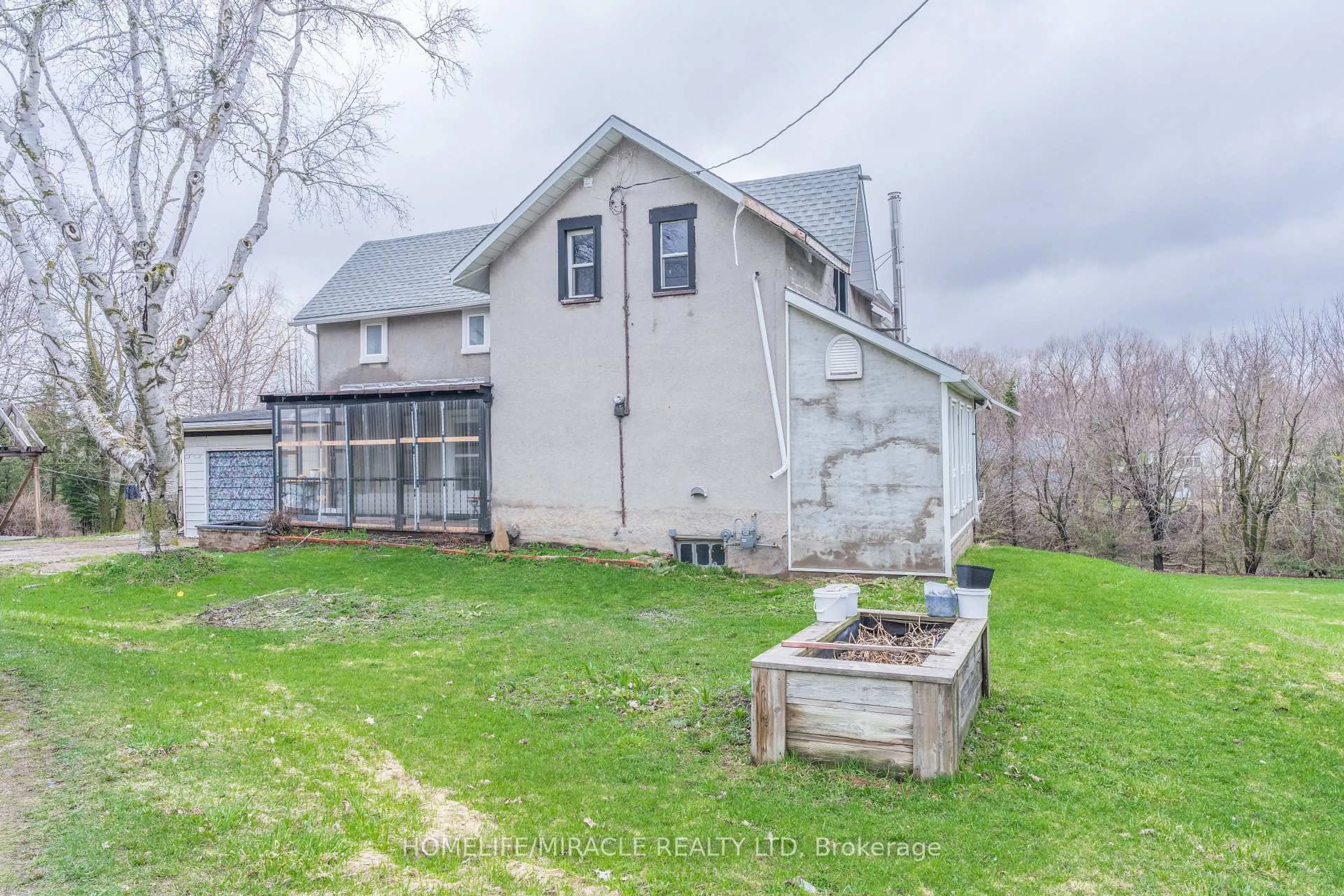 A pic from outside/outdoor area/front of a property/back of a property/a pic from drone, unknown for 7964 Wellington County 109 Rd, Wellington North Ontario N0G 1A0