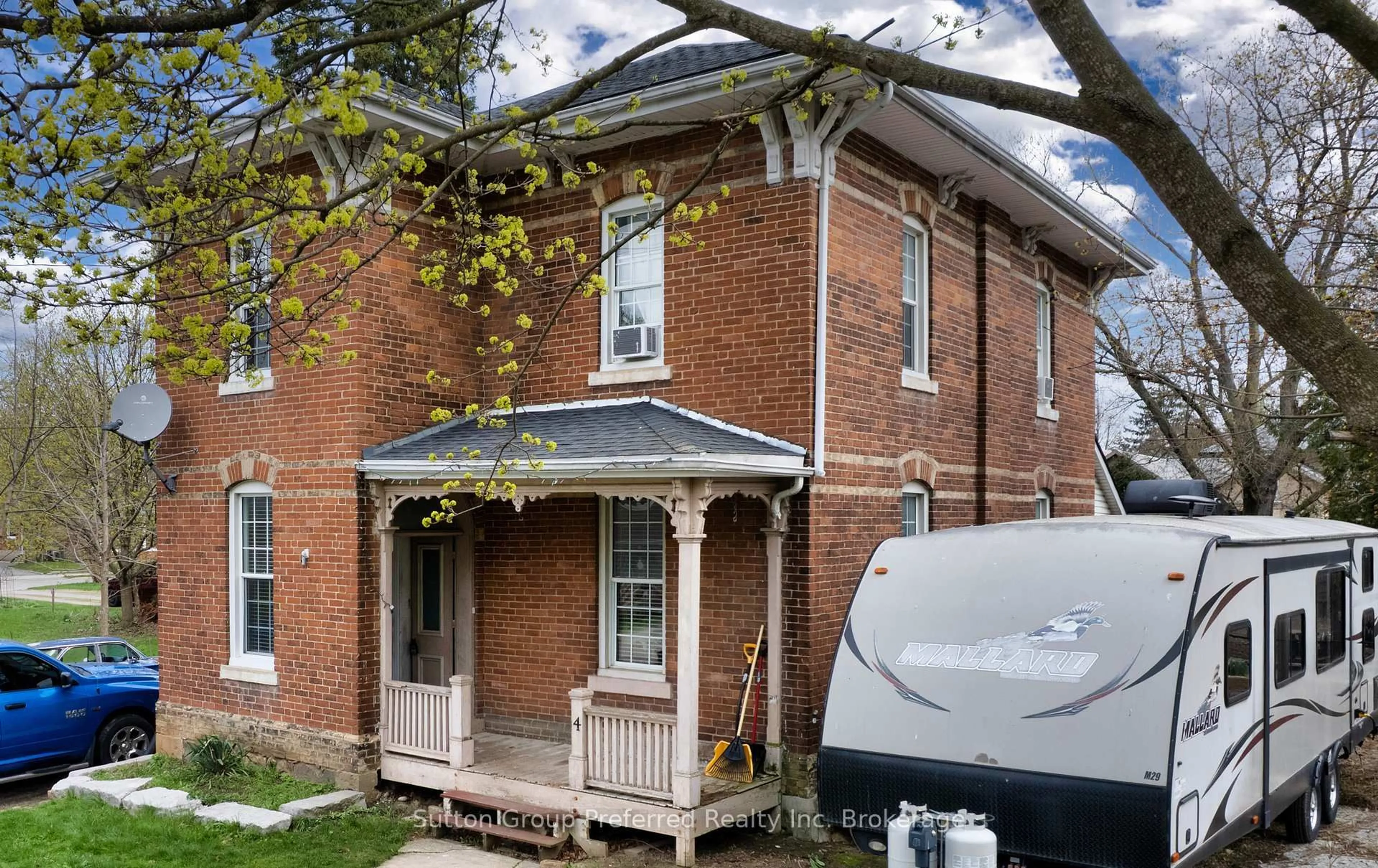 Home with brick exterior material, street for 4 Clyde St, Norwich Ontario N0J 1P0