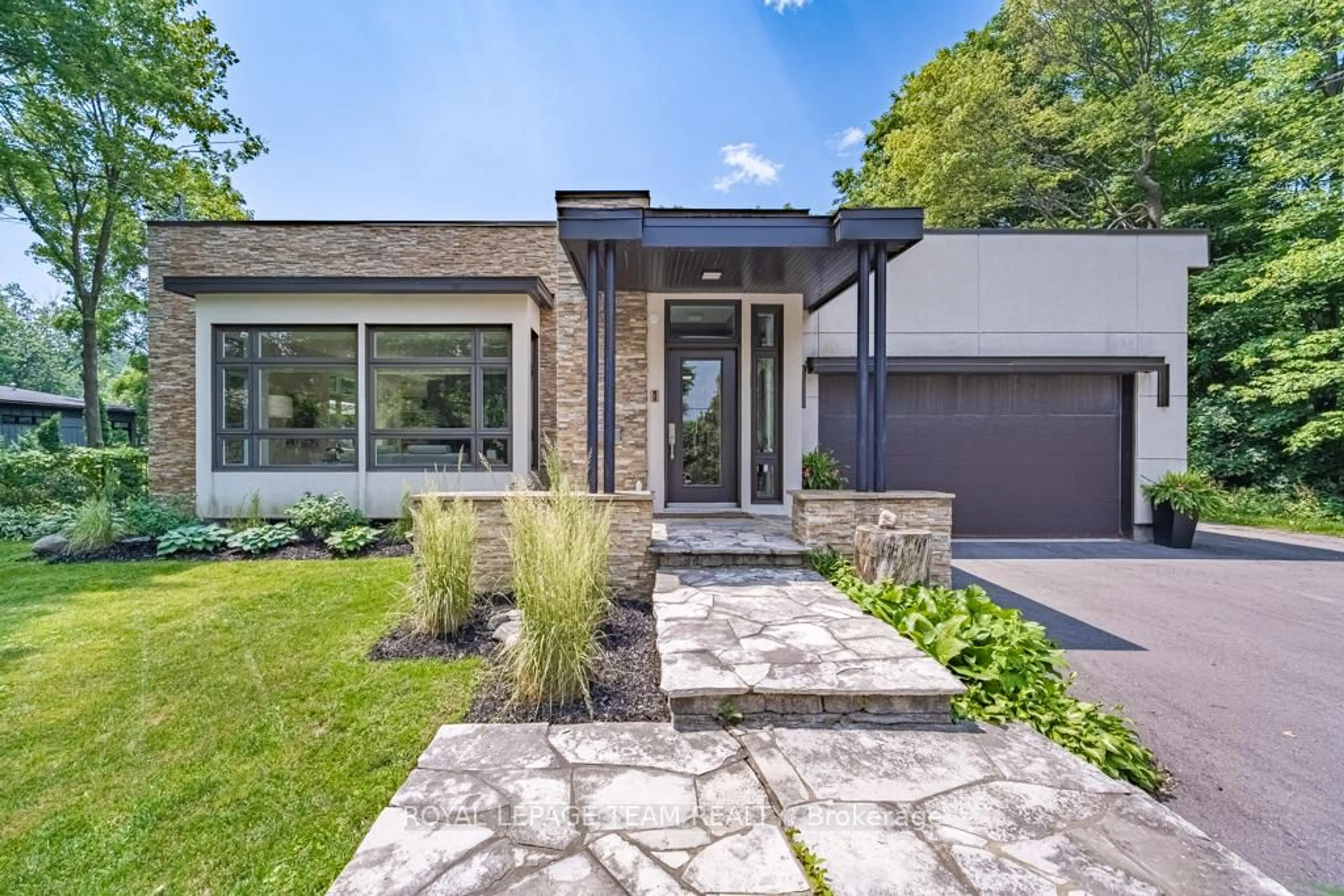 Home with brick exterior material, street for 17 KAYMAR Dr, Ottawa Ontario K1J 7C8