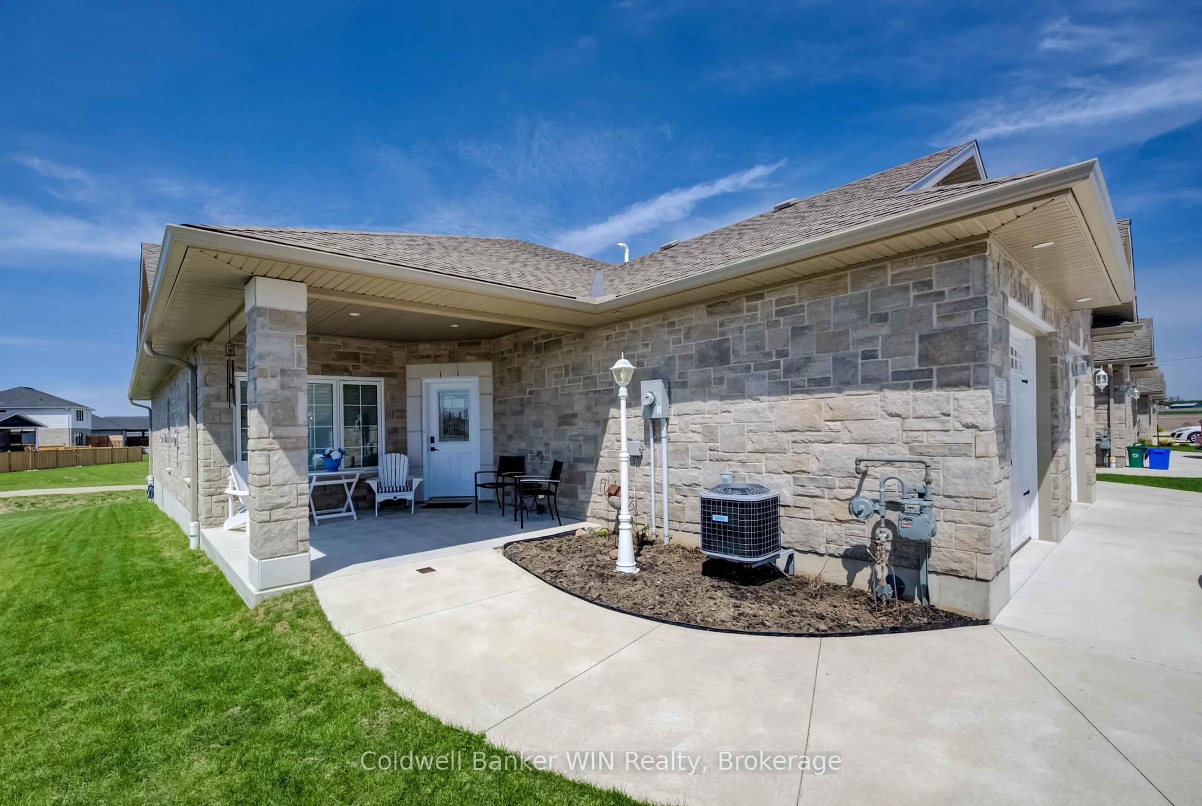 Patio, unknown for 115 Broomer Cres, Wellington North Ontario N0G 2L4