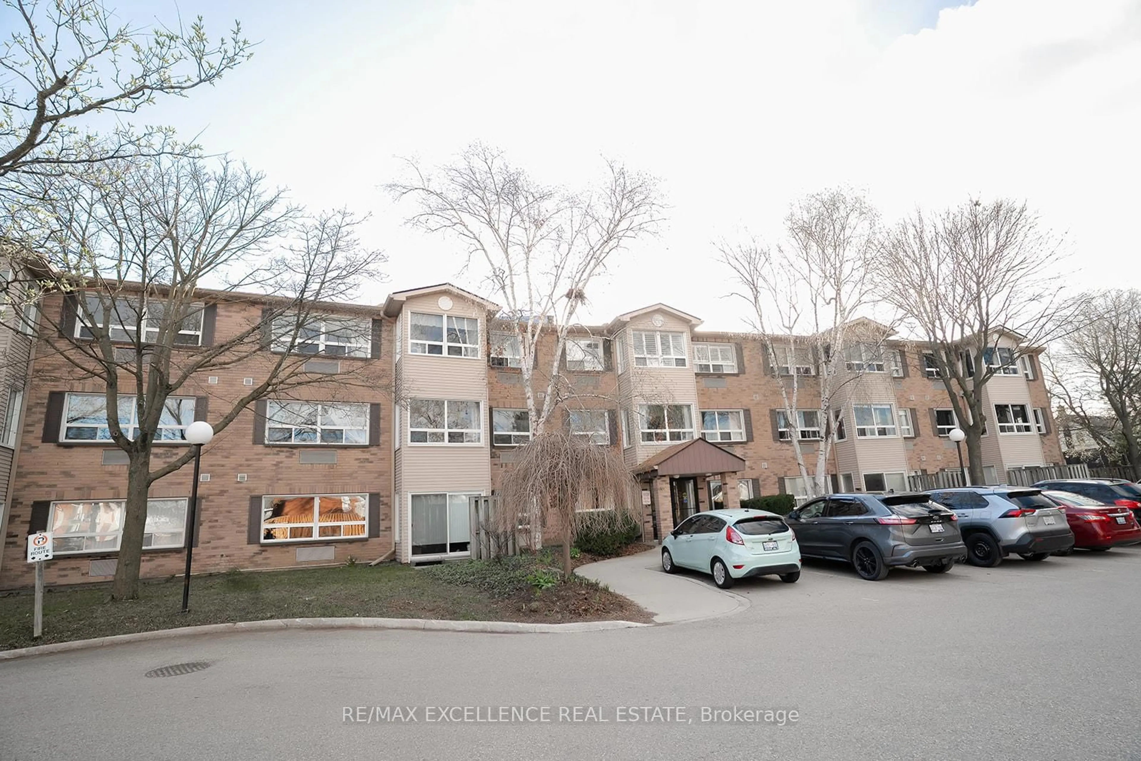 Unknown for 30 Hugo Cres #307, Kitchener Ontario N2M 3Z2