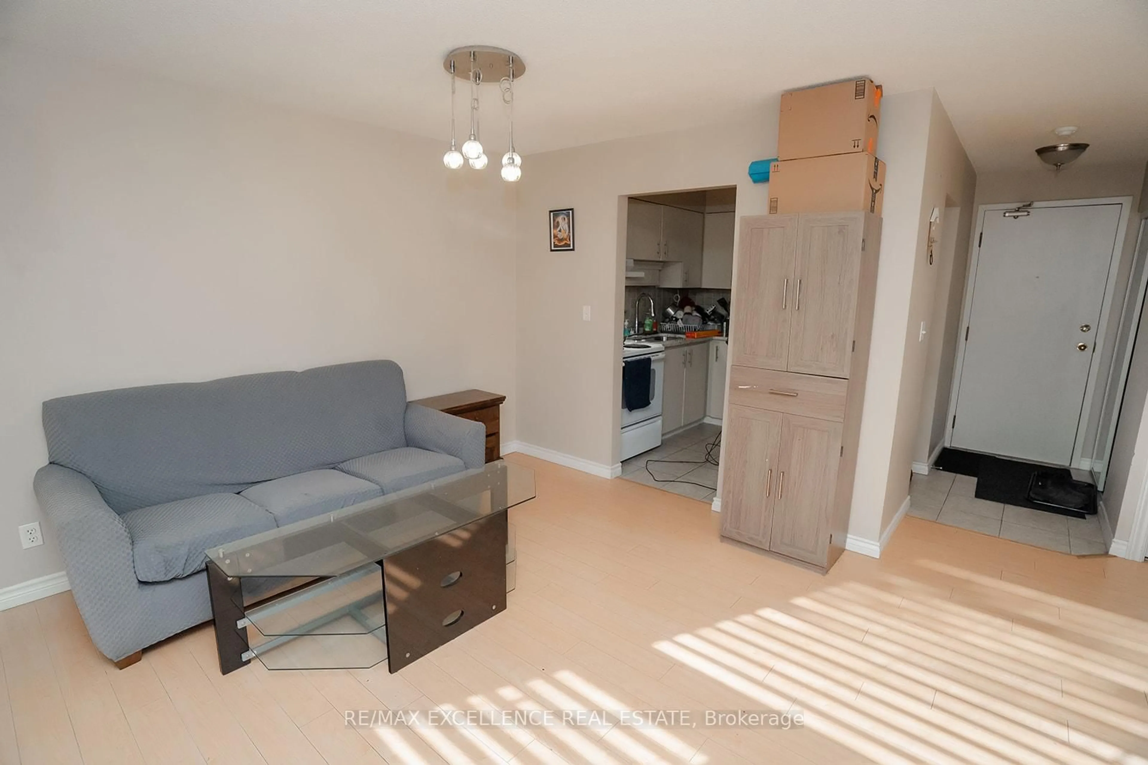 A pic of a room for 30 Hugo Cres #307, Kitchener Ontario N2M 3Z2