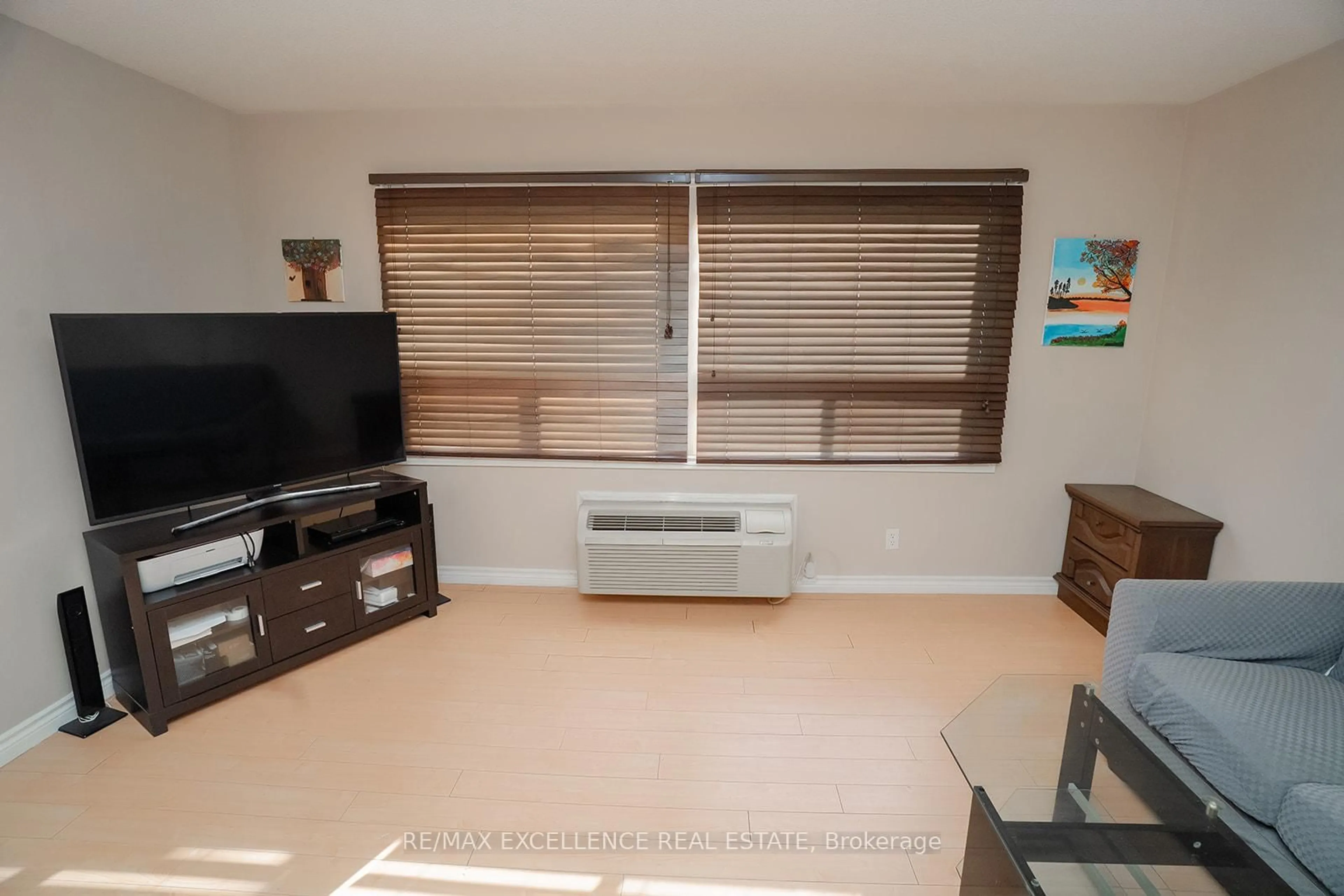 A pic of a room for 30 Hugo Cres #307, Kitchener Ontario N2M 3Z2