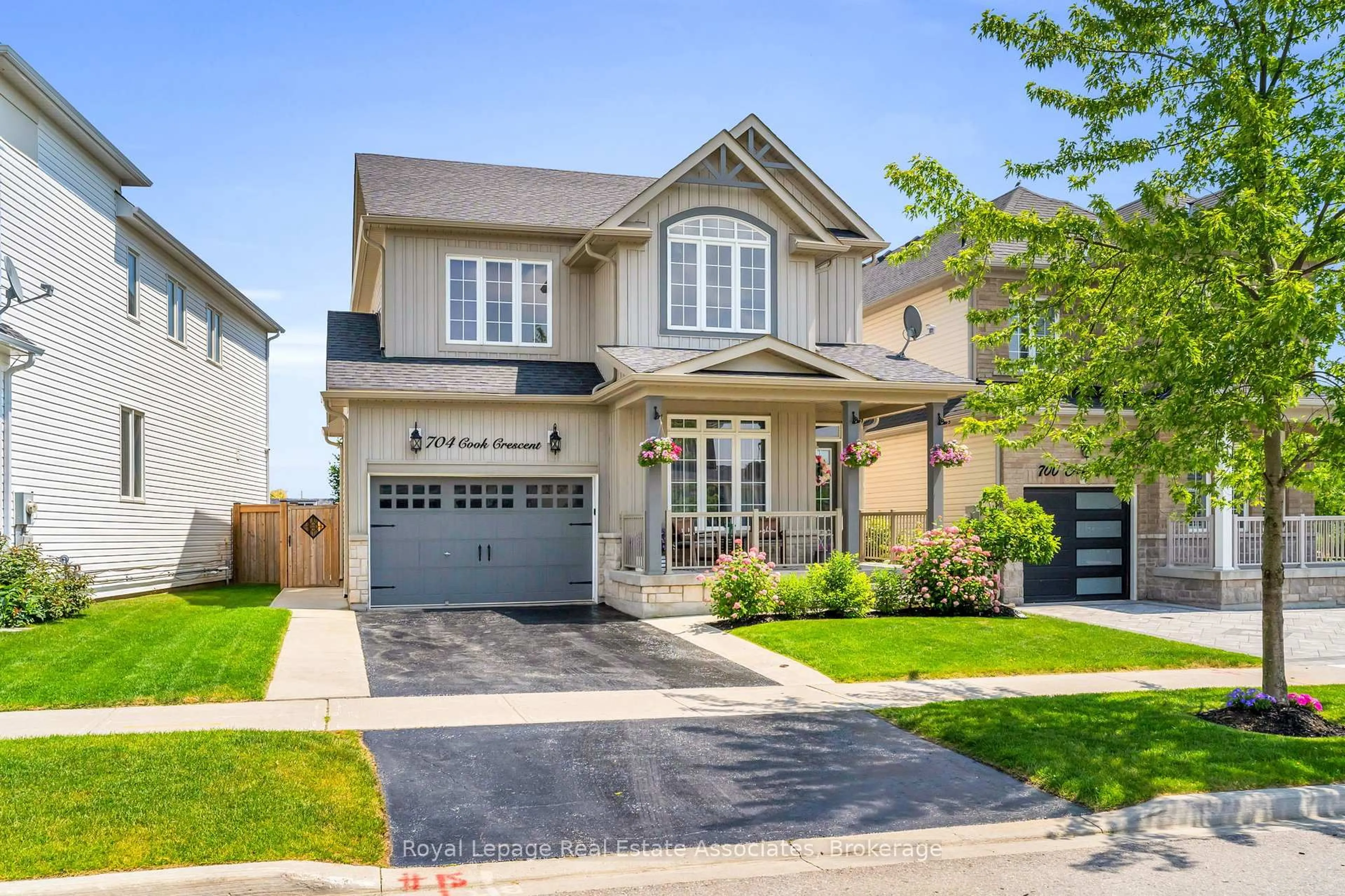 Home with brick exterior material, street for 704 Cook Cres, Shelburne Ontario L9V 3V6