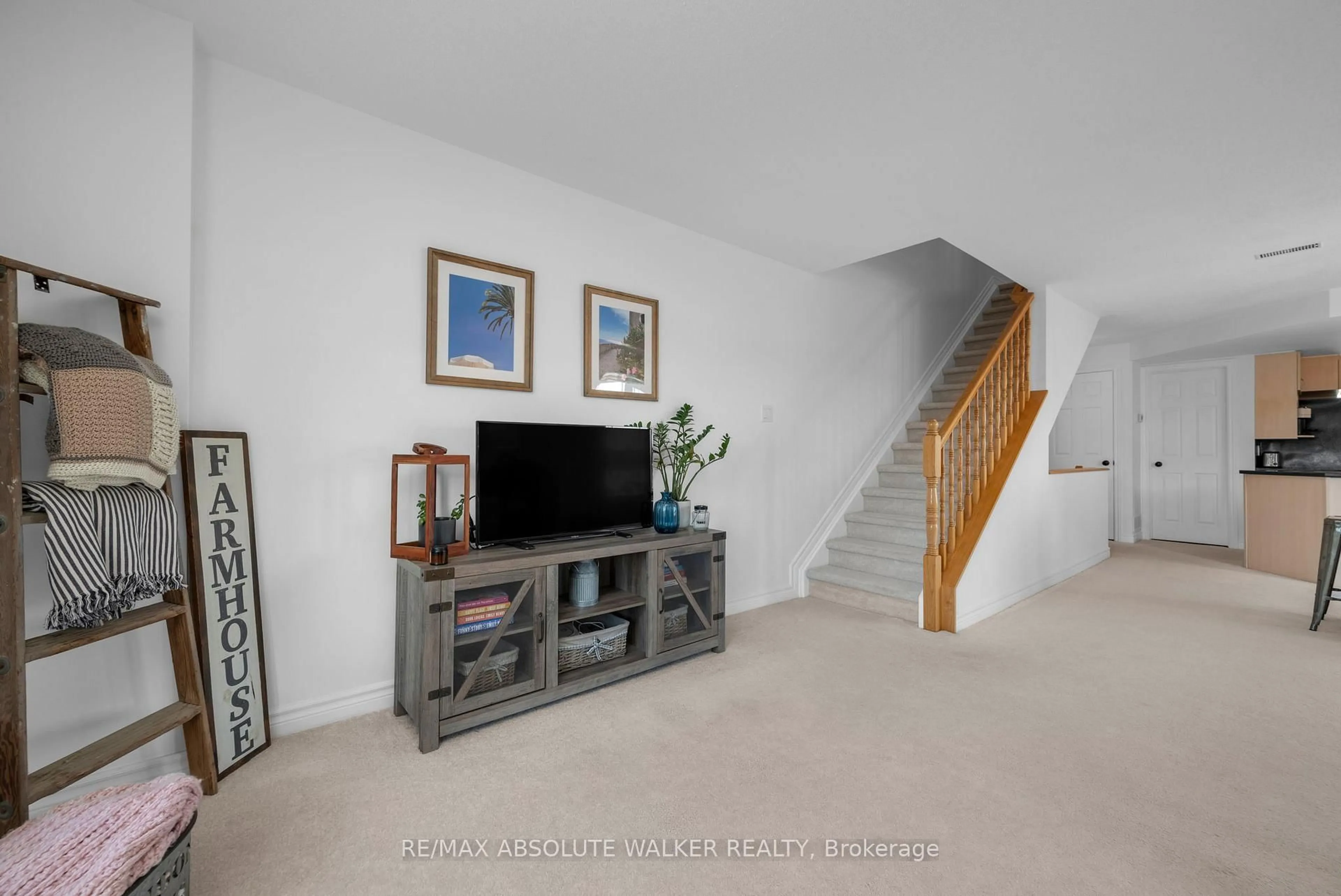 Unknown for 633 Lakeridge Dr #32, Ottawa Ontario K4A 0H4